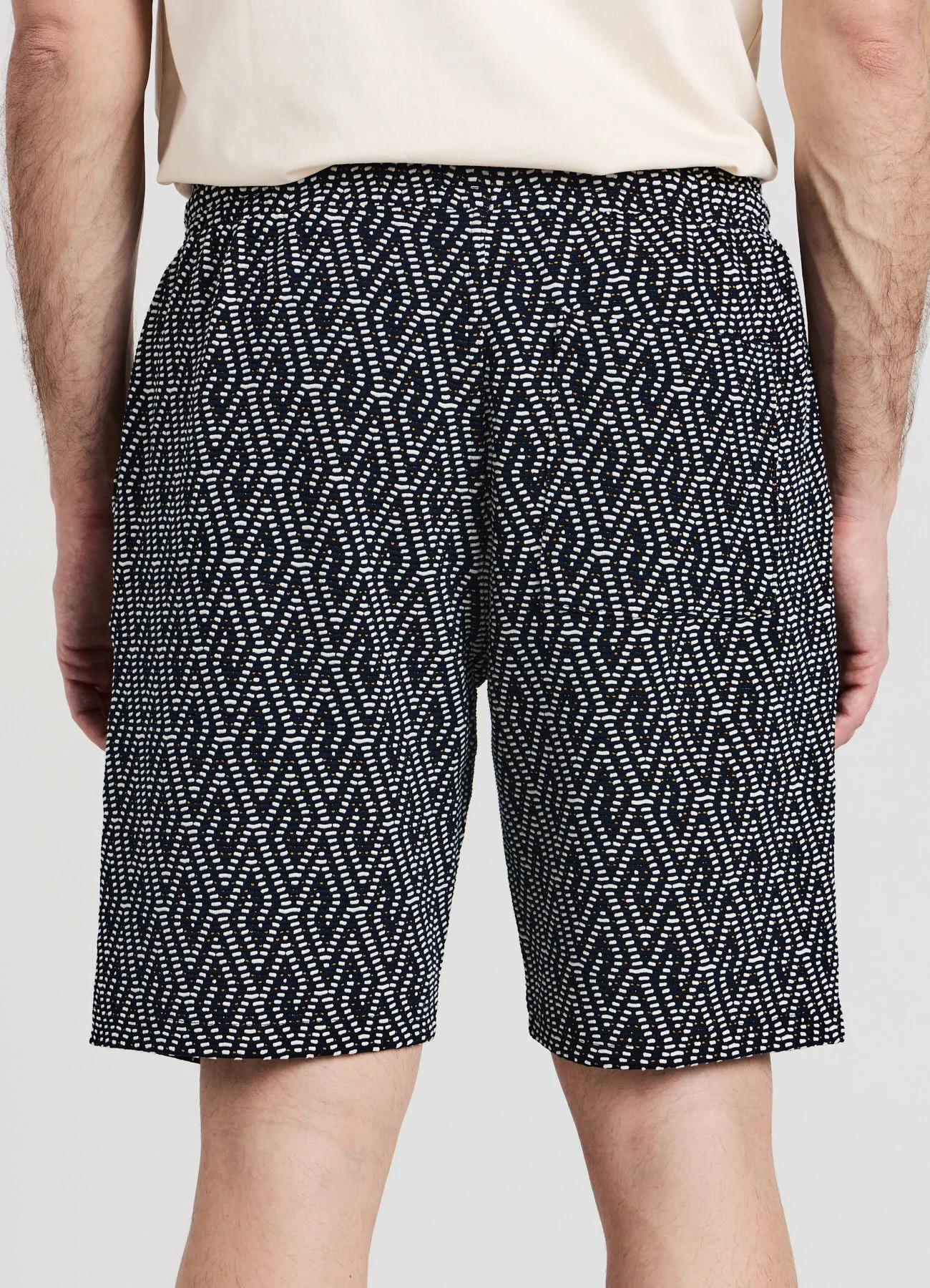 Pantaloncini ginnici fantasia geometrica