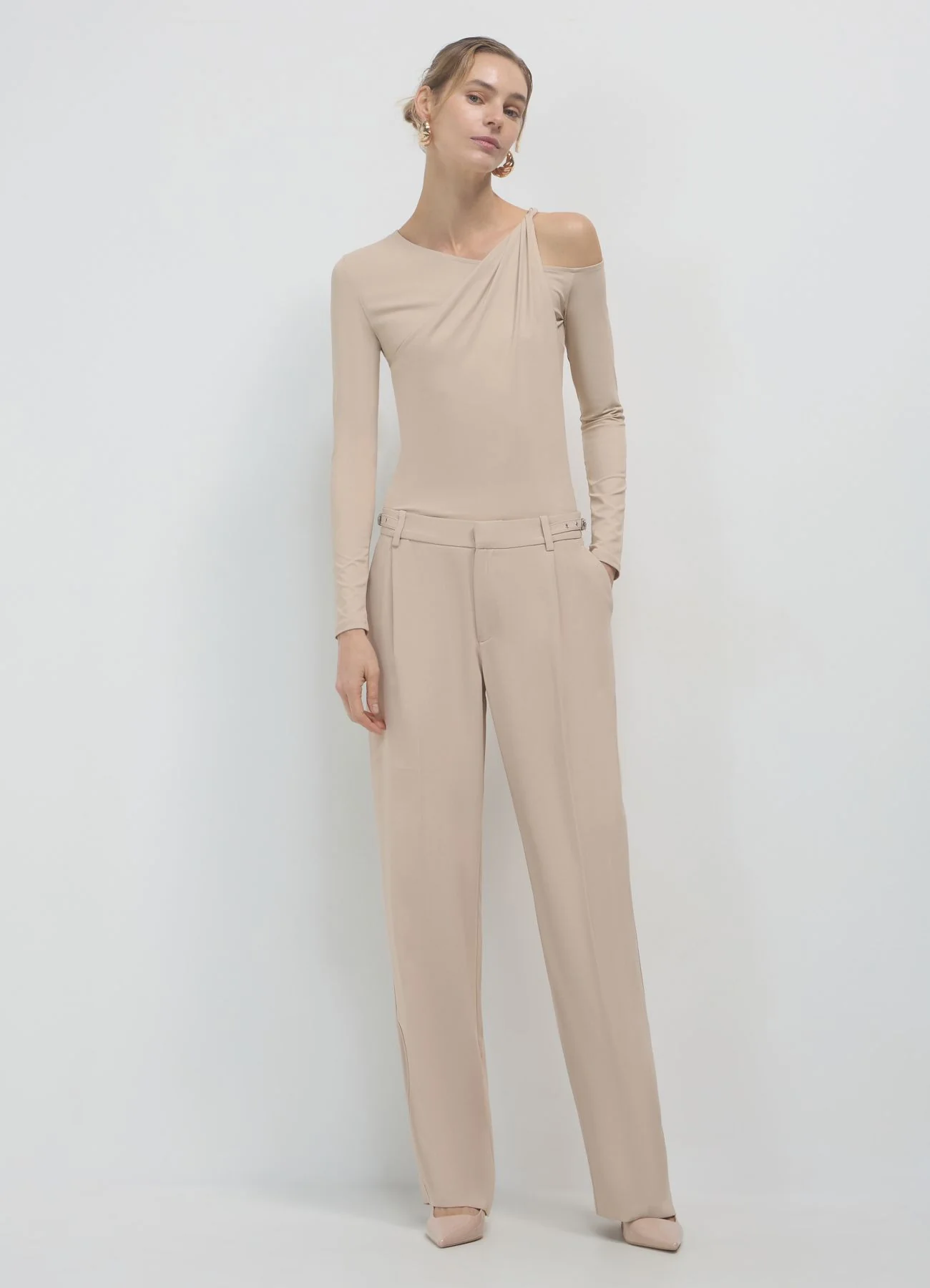 Pantalone a palazzo con fibbie