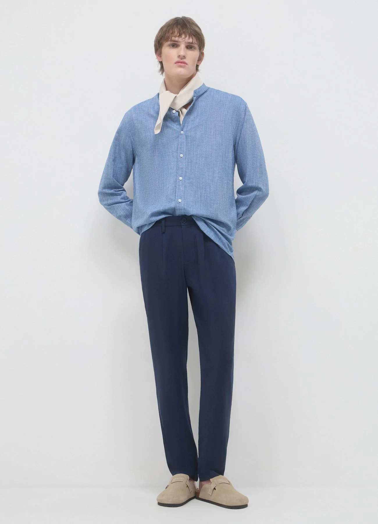 Pantalone chino misto lino