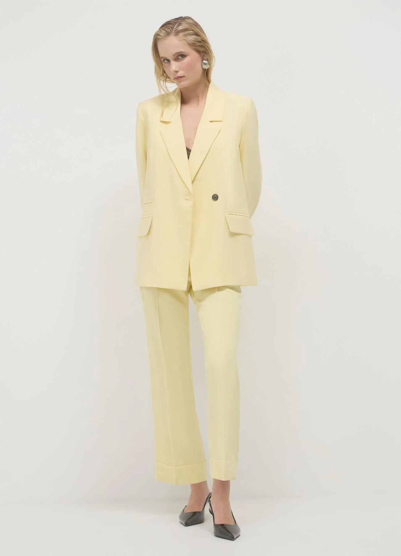 Pantalone classico con risvolto
