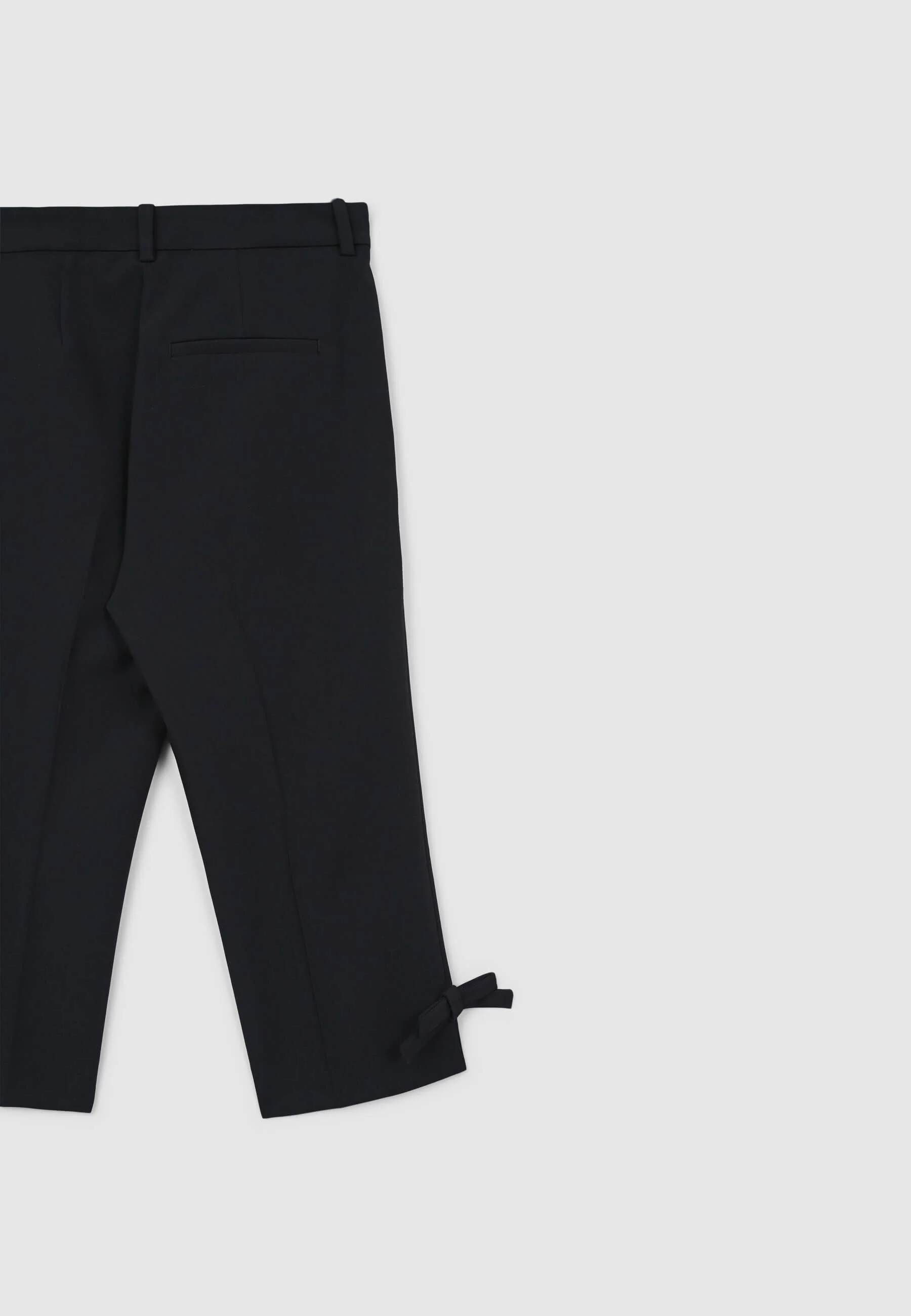Pantaloni capri con fiocchetti - Image 4
