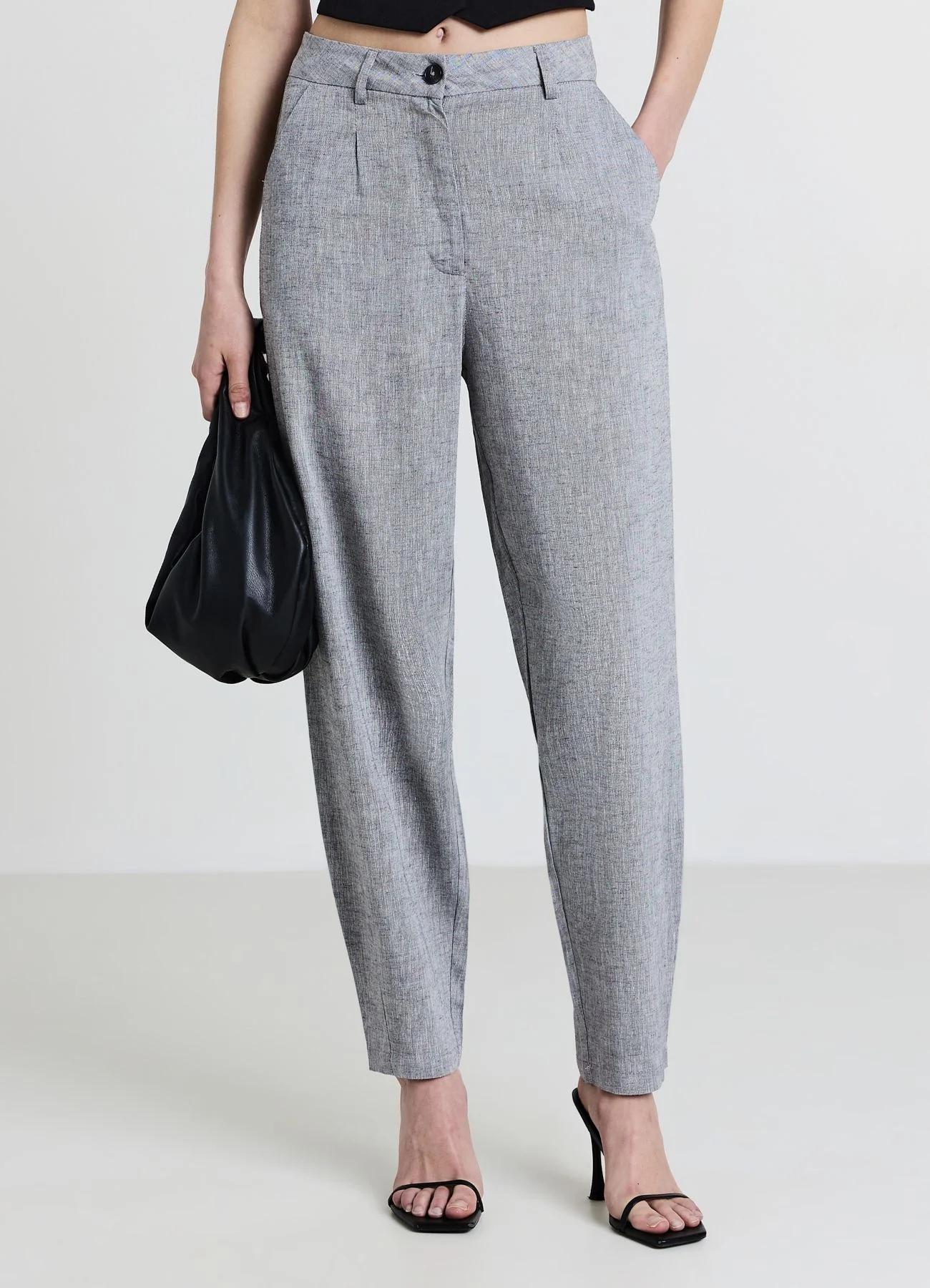 Pantaloni carrot fit - Image 3