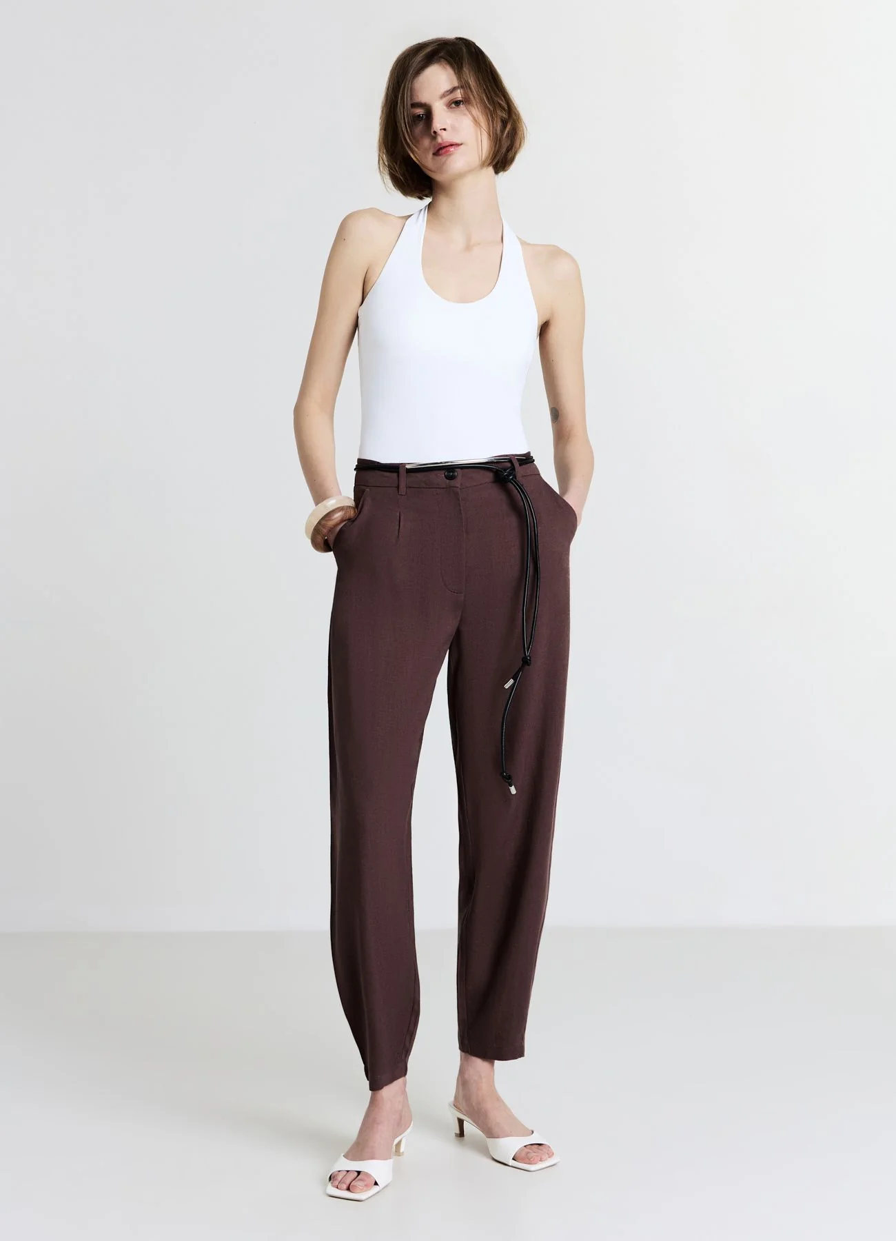 Pantaloni carrot fit - Image 2