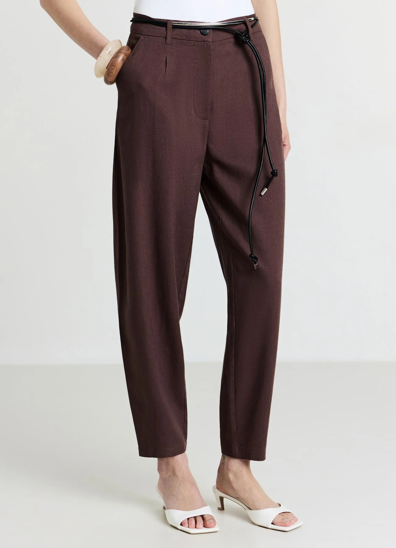 Pantaloni carrot fit - Image 3