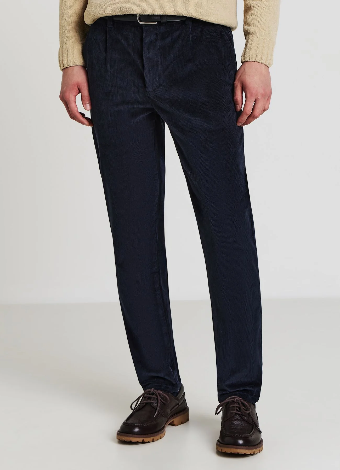 Pantaloni chino effetto velluto a coste