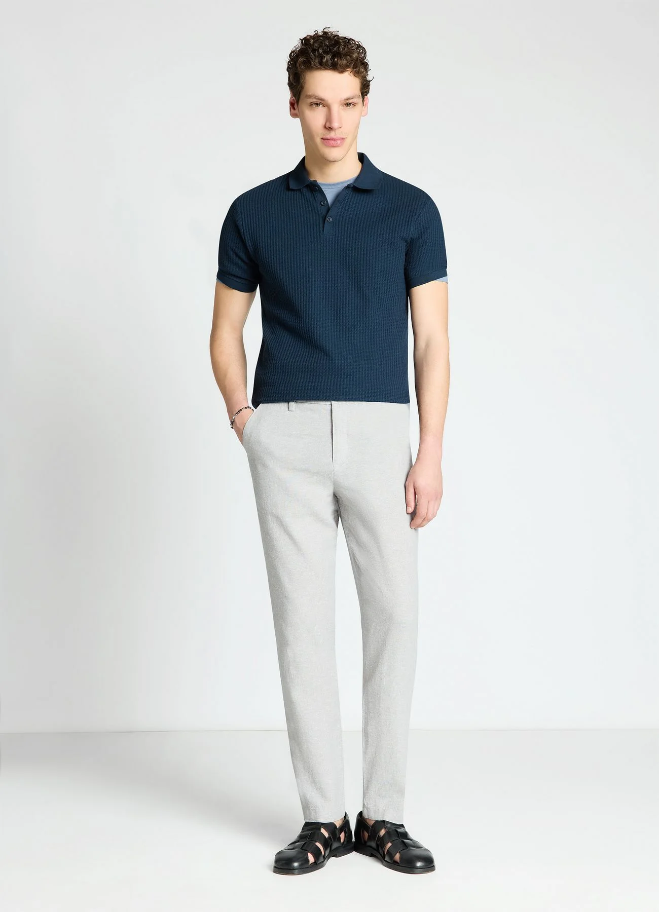 Pantaloni chino in lino