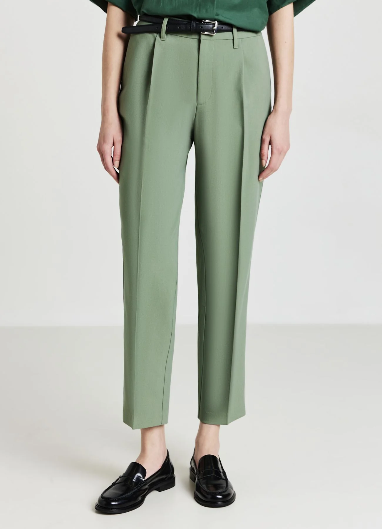 Pantaloni con cintura - Image 3