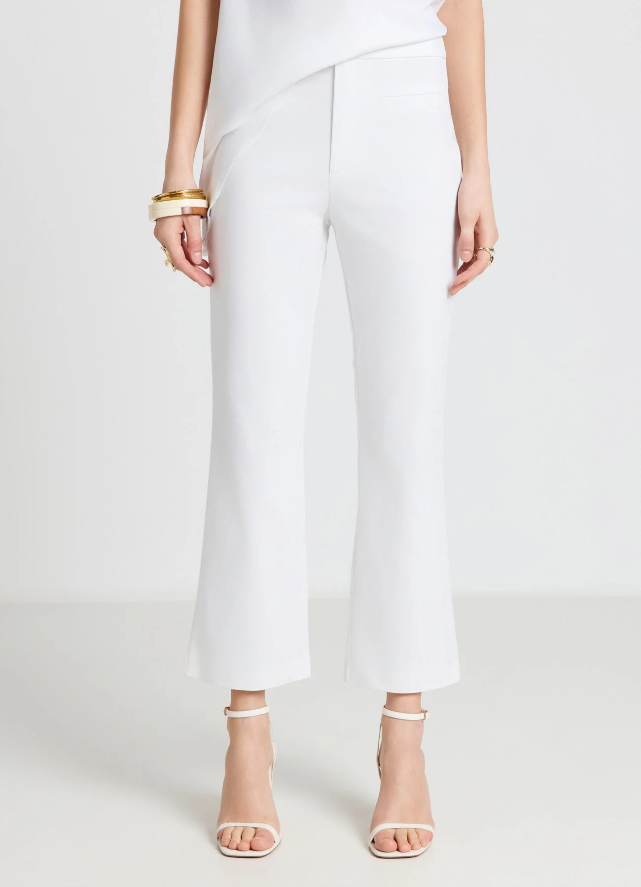 Pantaloni cropped flare tinta unita - Image 3