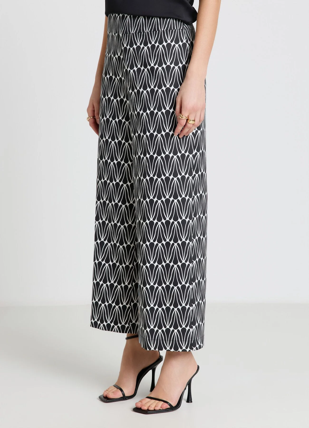 Pantaloni culotte a fantasia - Image 2
