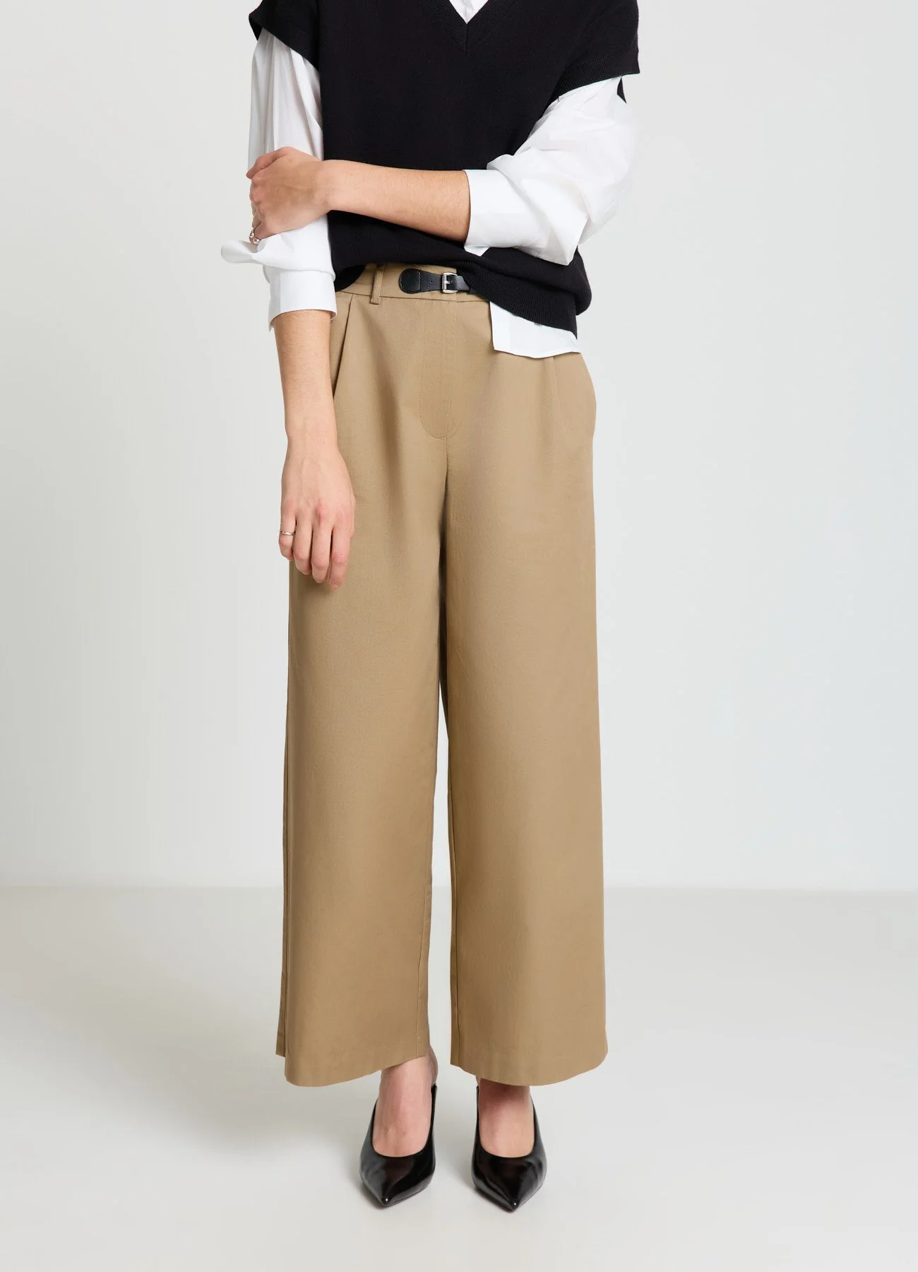Pantaloni culotte con fibbia - Image 3