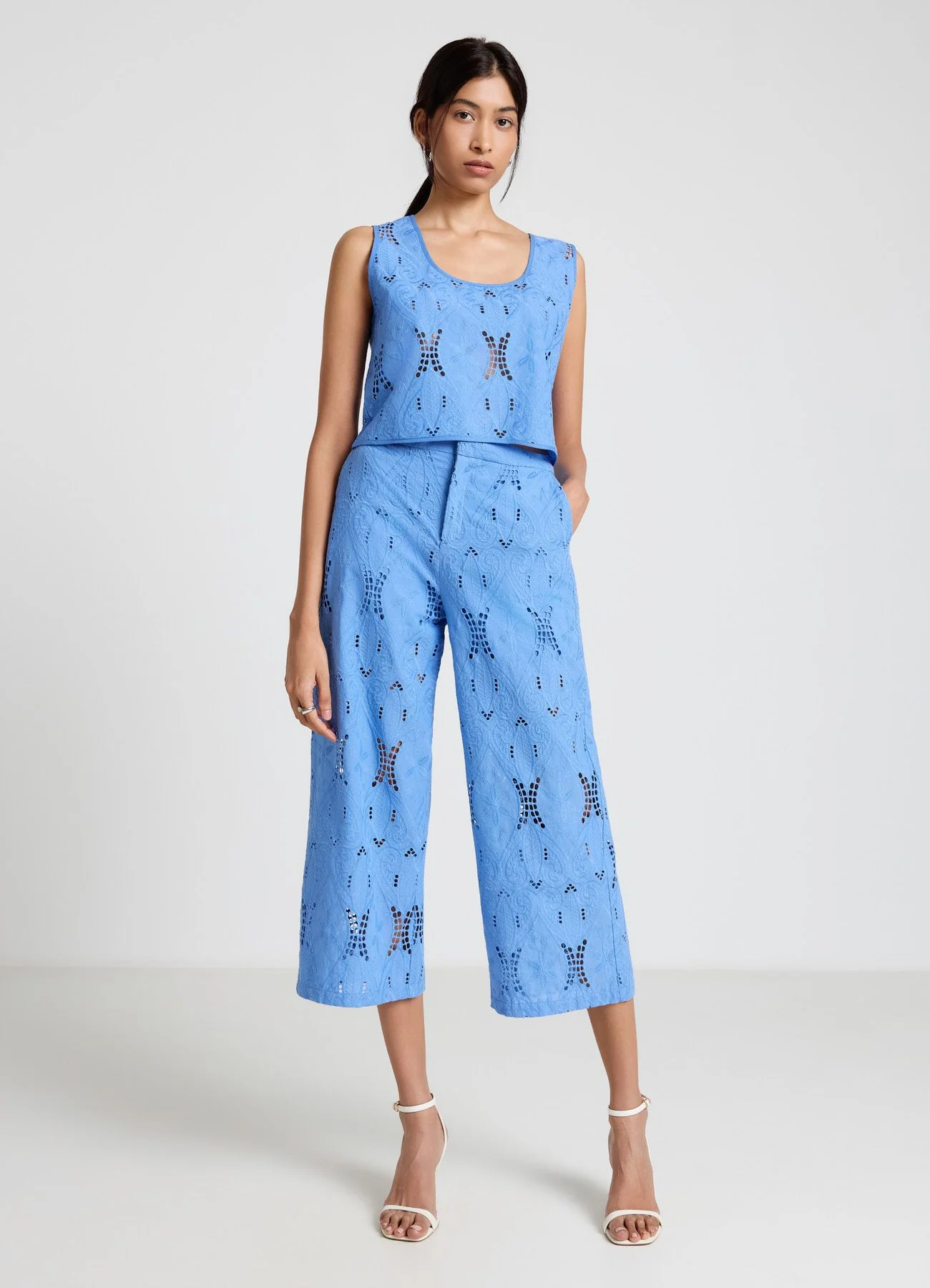 Pantaloni culotte in sangallo - Image 3