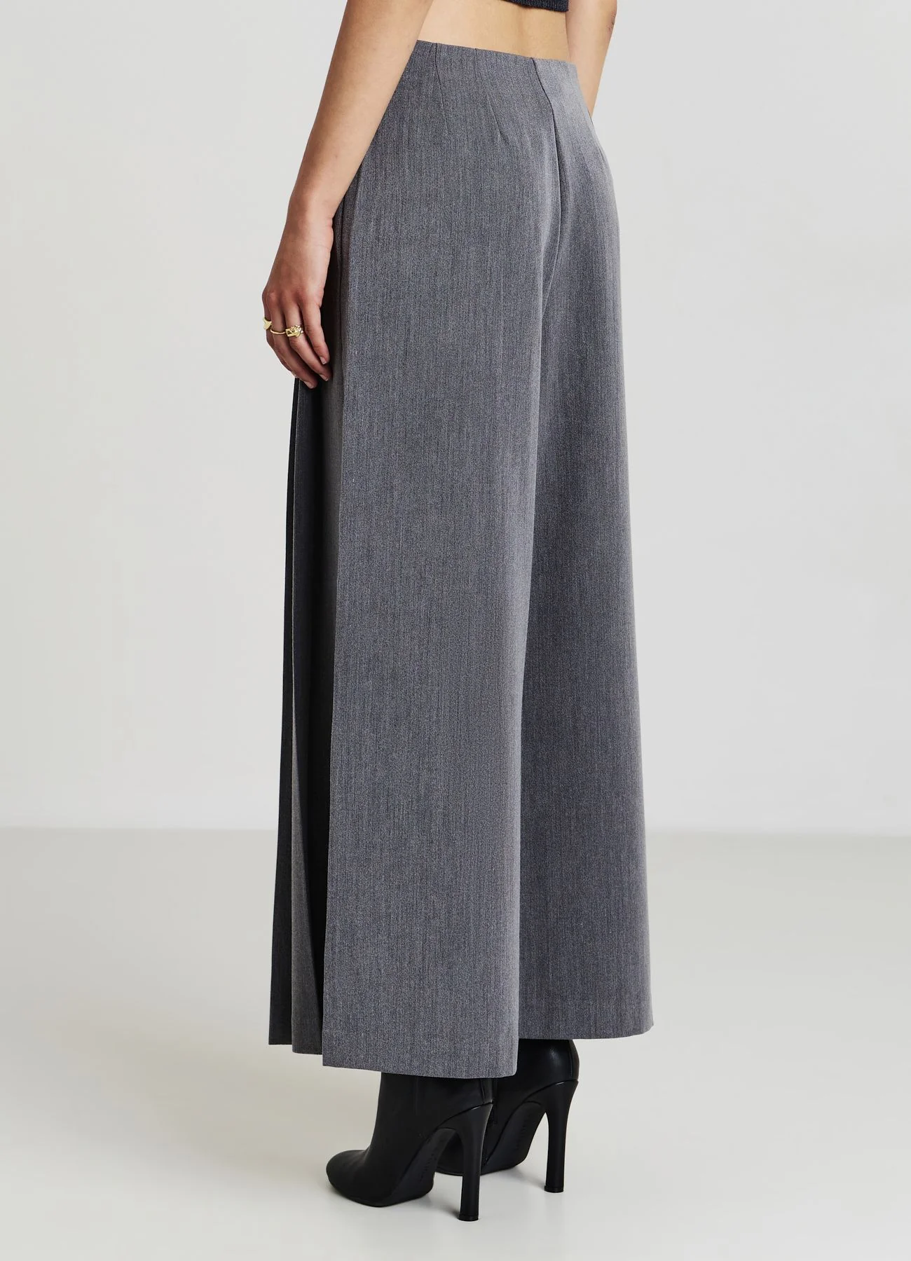 Pantaloni culotte pieghe - Image 2