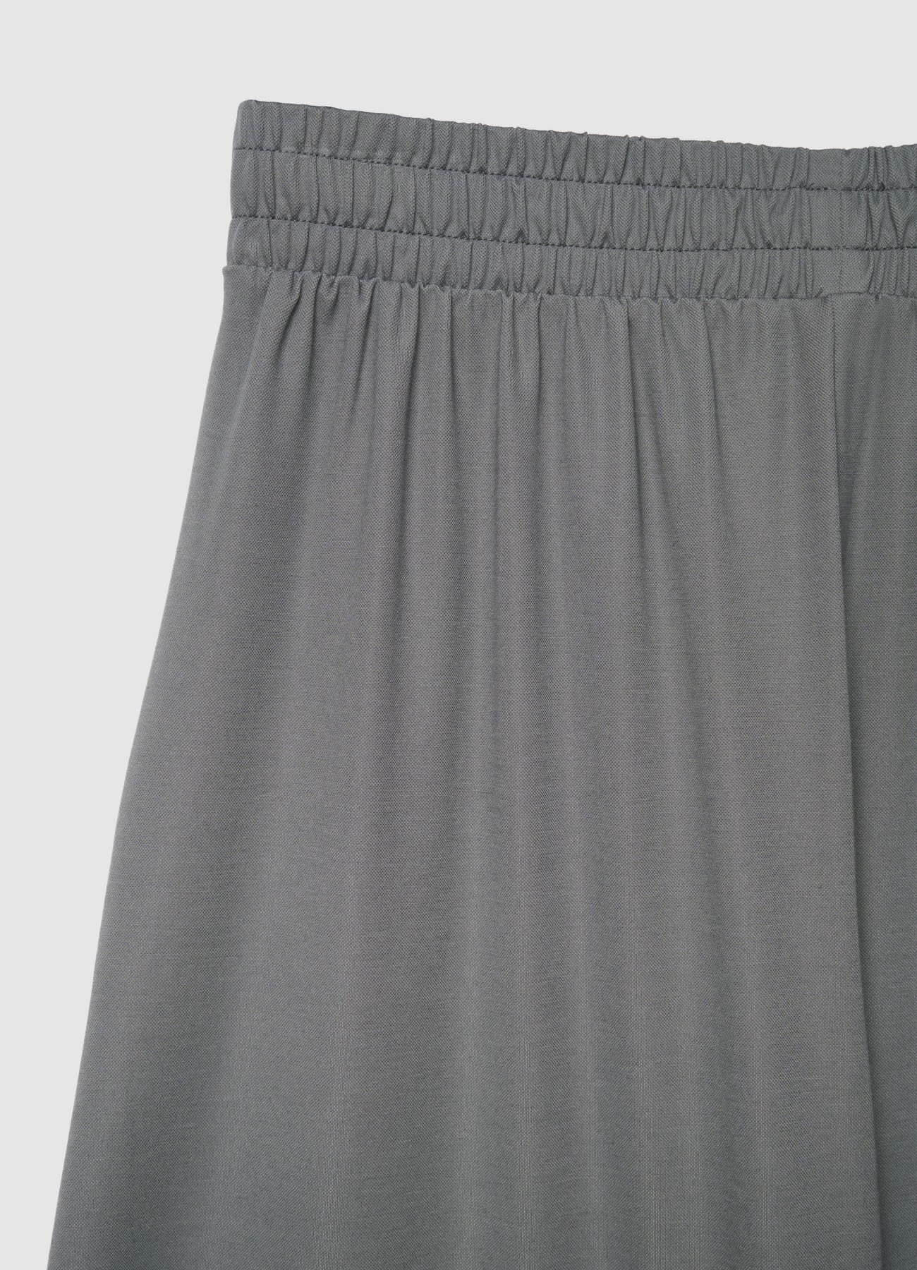 Pantaloni ginnici crop tinta unita - Image 5