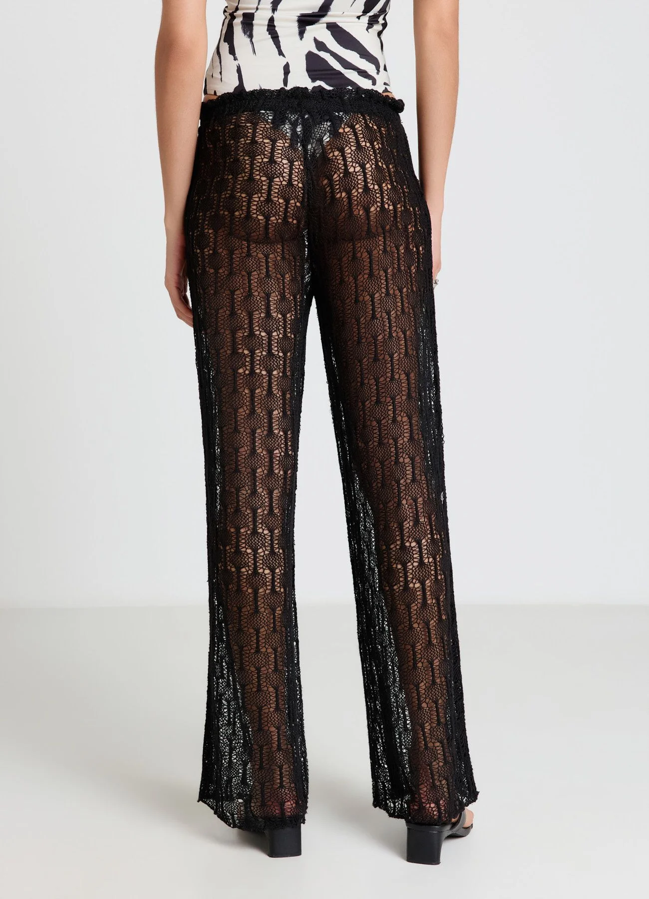 Pantaloni in pizzo con coulisse - Image 2