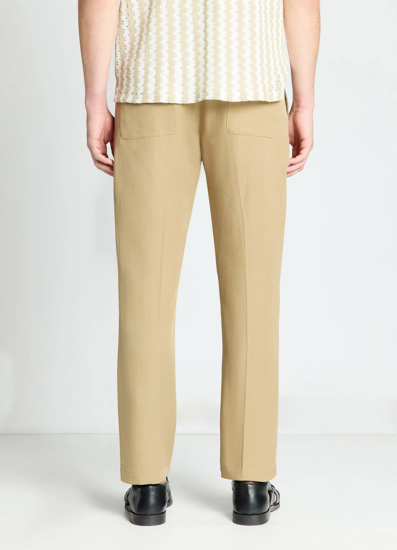 Pantaloni lunghi con vita elasticizzata