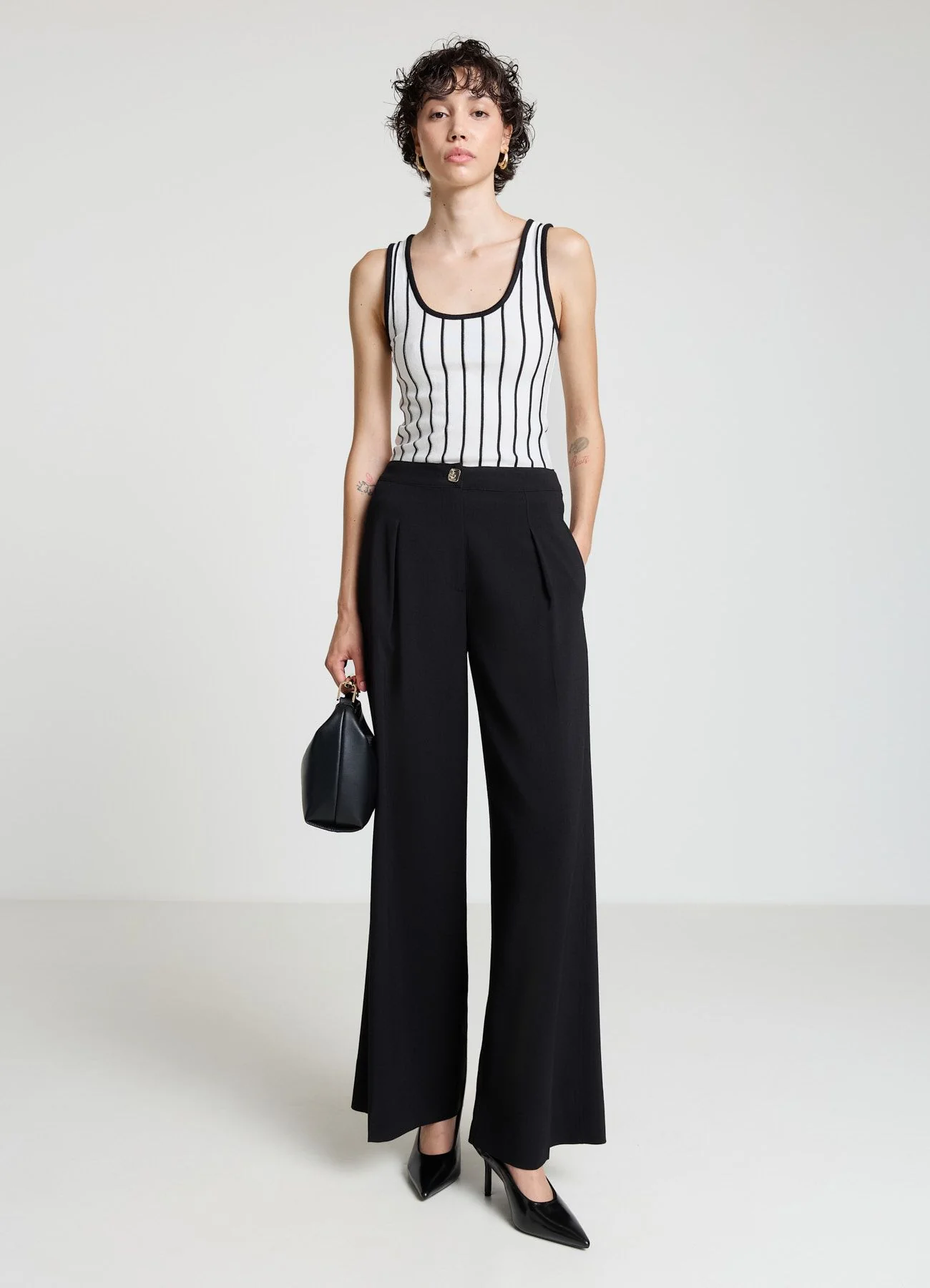 Pantaloni palazzo con pinces - Image 2
