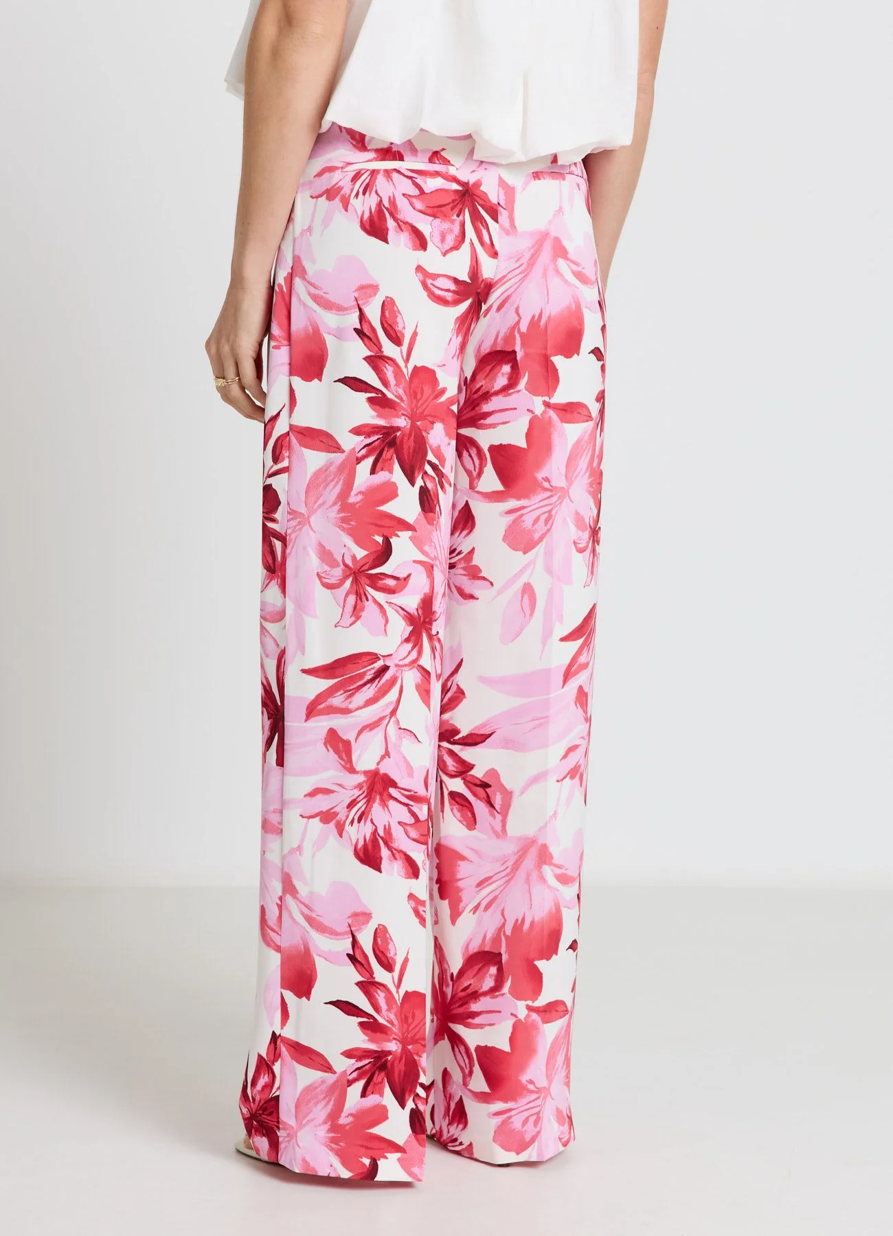 Pantaloni palazzo similsatin con stampa floreale - Image 2