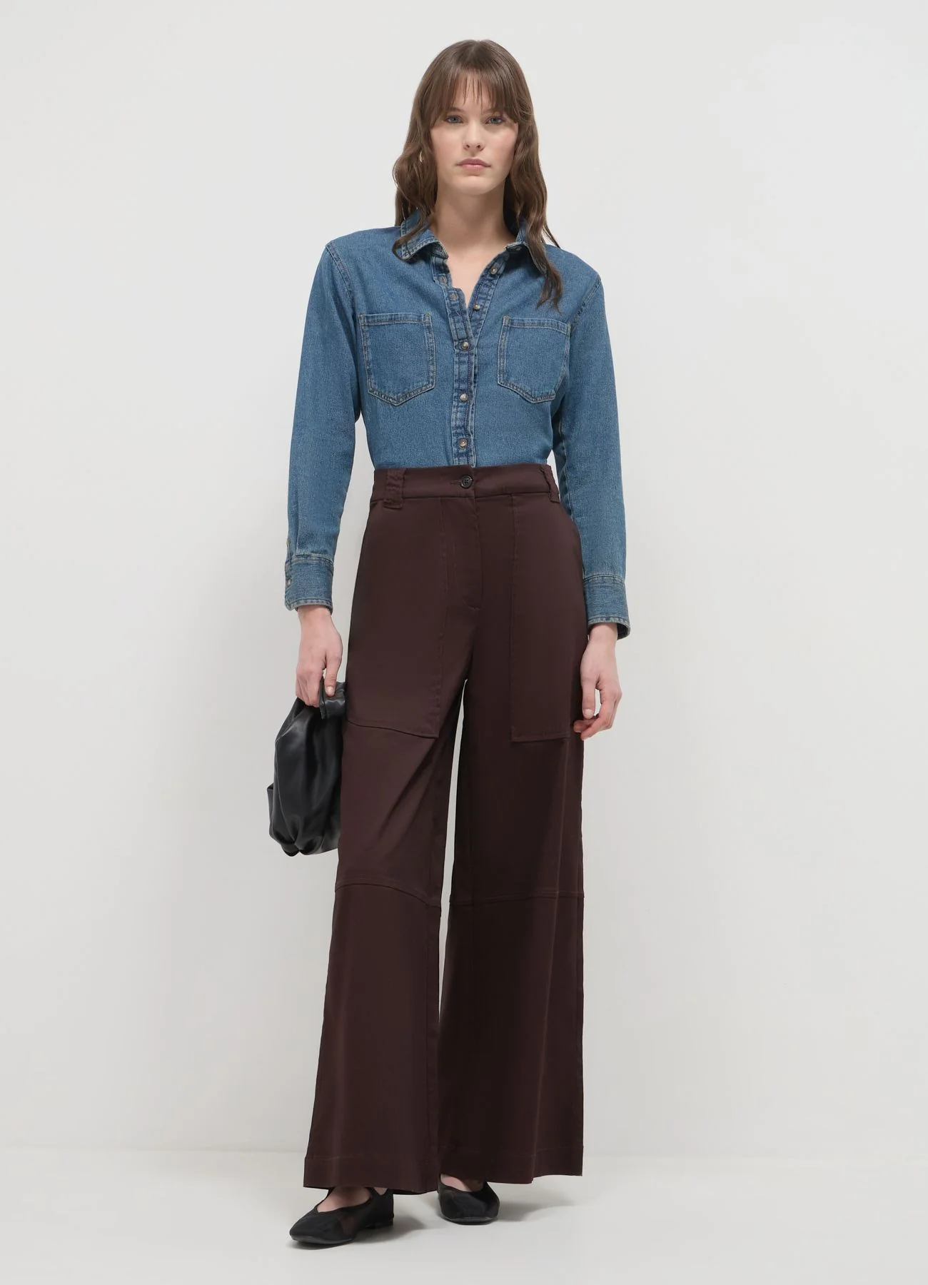Pantaloni wide leg in rasatello di cotone