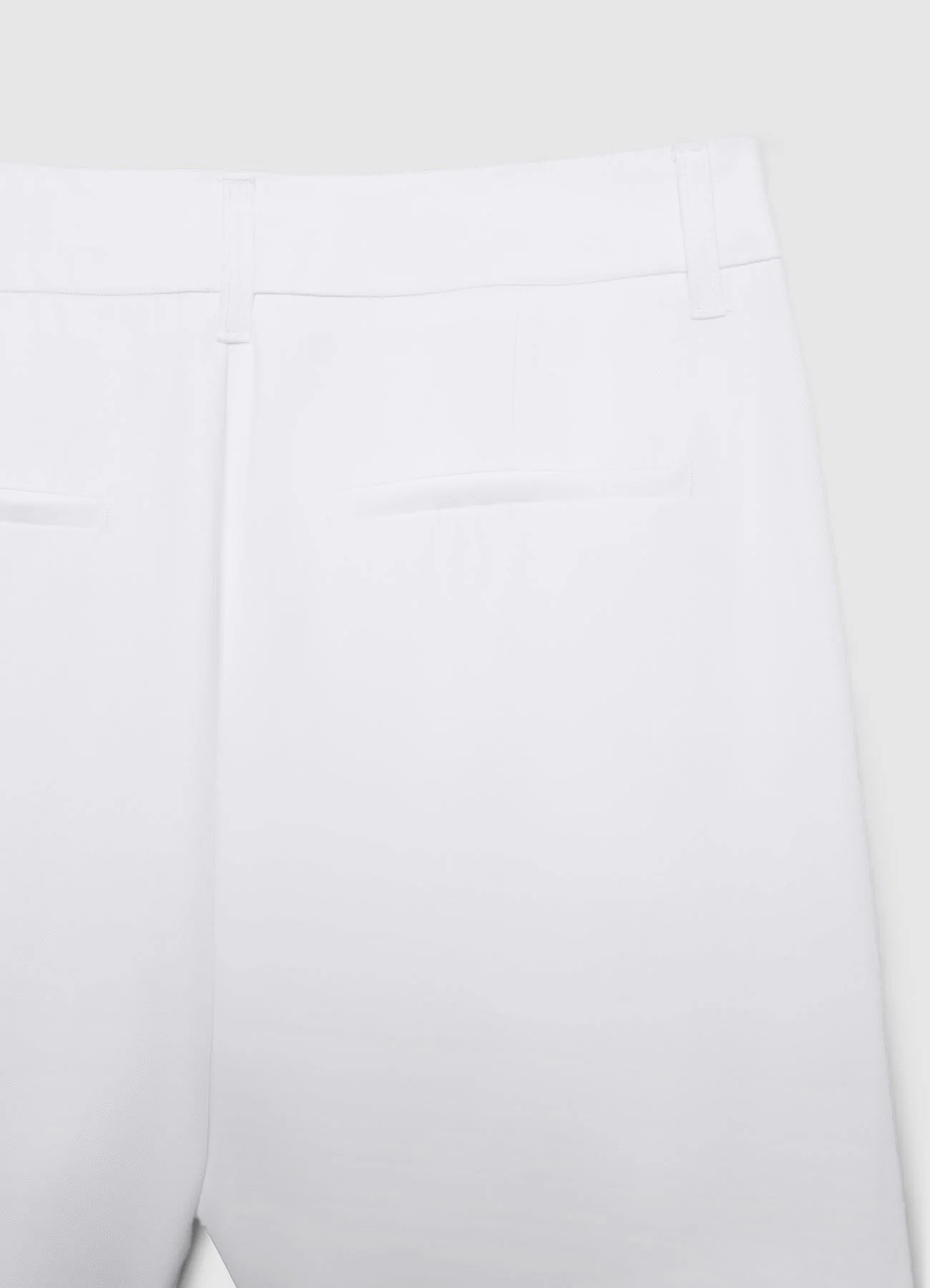 Shorts bermuda con pinces - Image 6