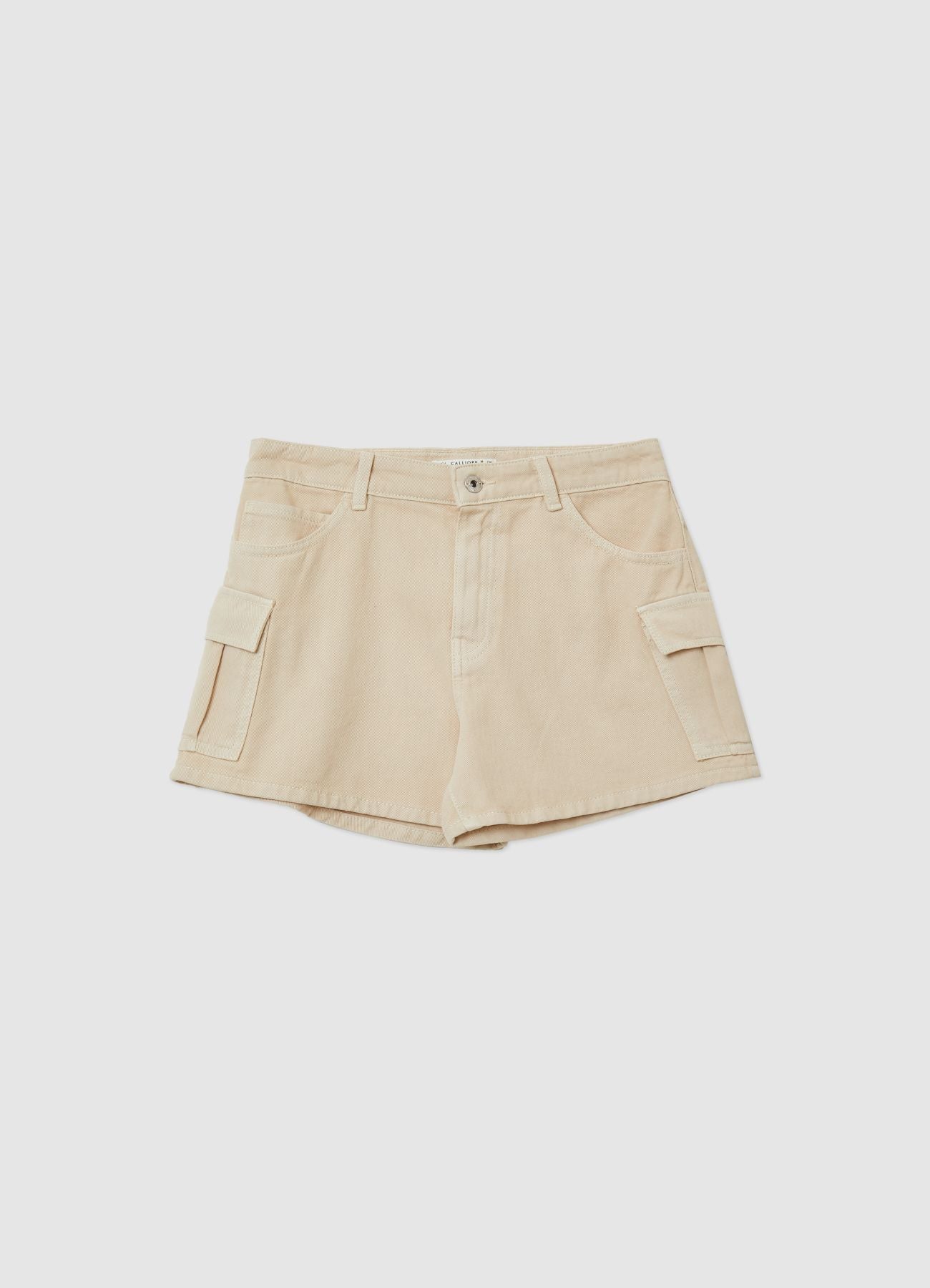Shorts cargo con tasche applicate