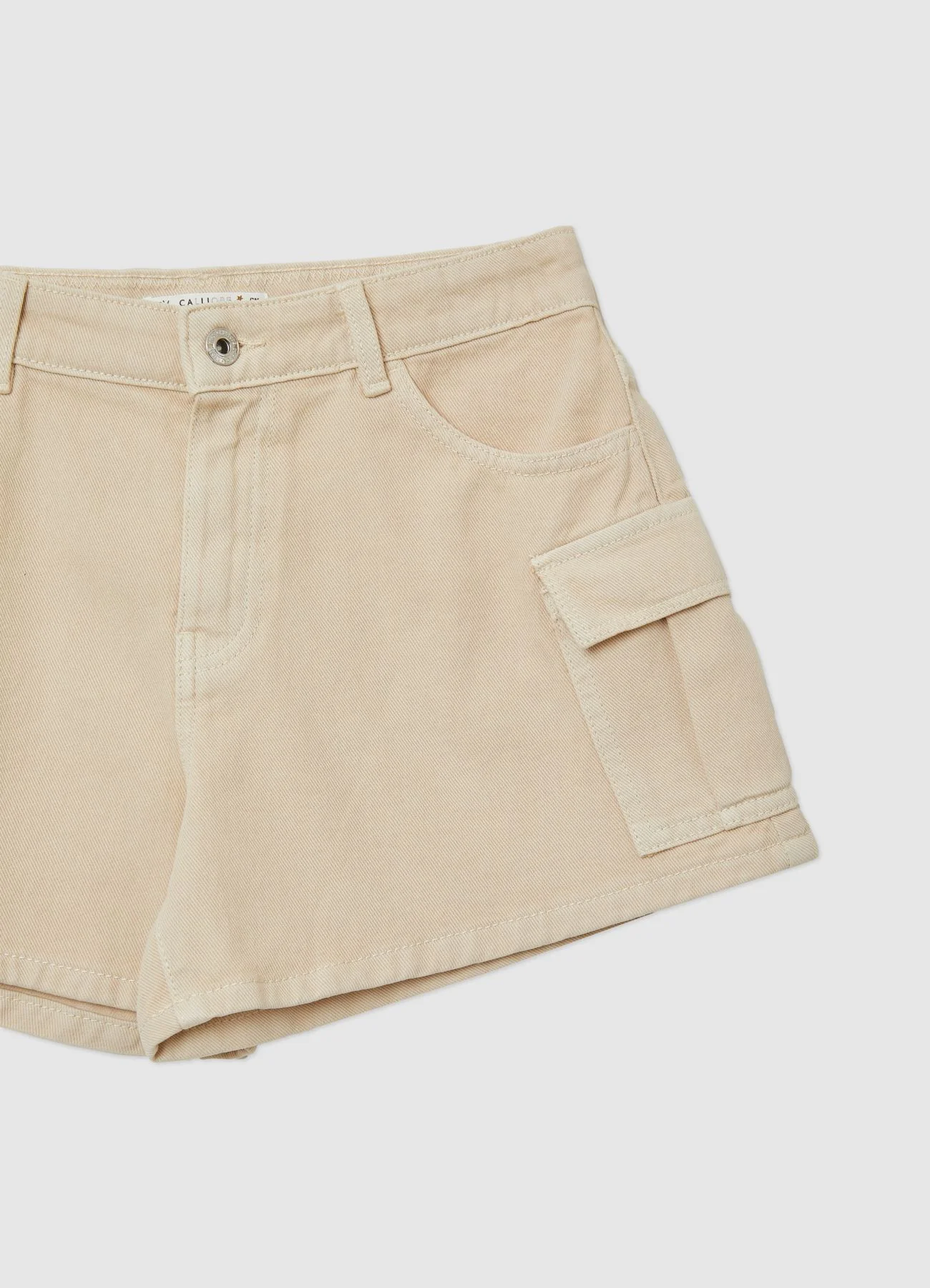 Shorts cargo con tasche applicate - Image 3