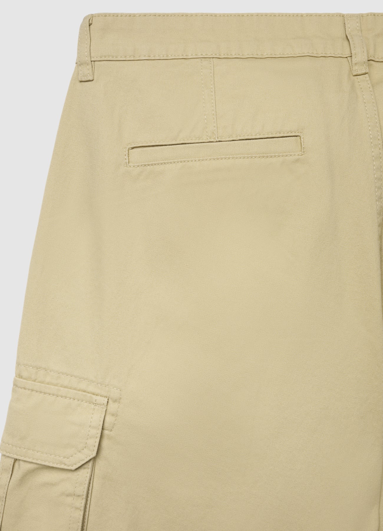 Shorts cargo con tasconi - Image 6