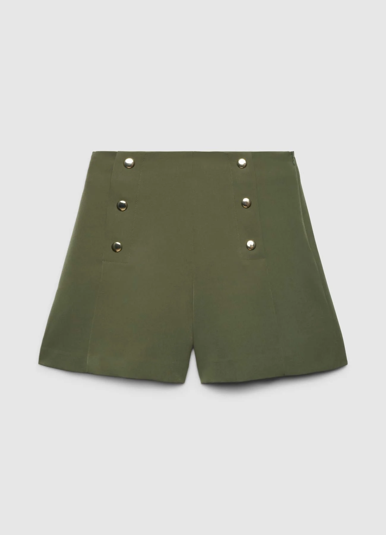 Shorts con bottoni decorativi - Image 6