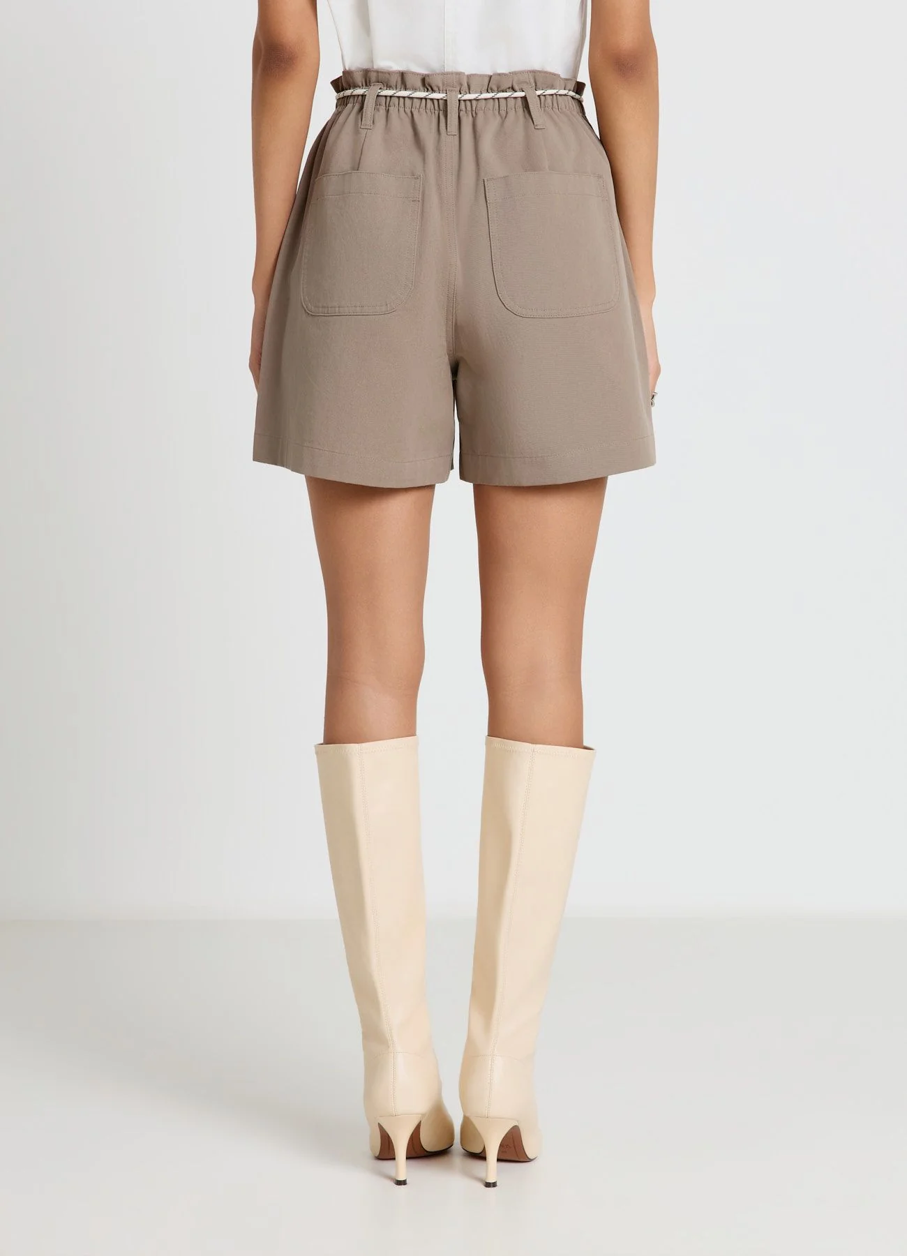 Shorts con cordino e tasche a toppa - Image 3