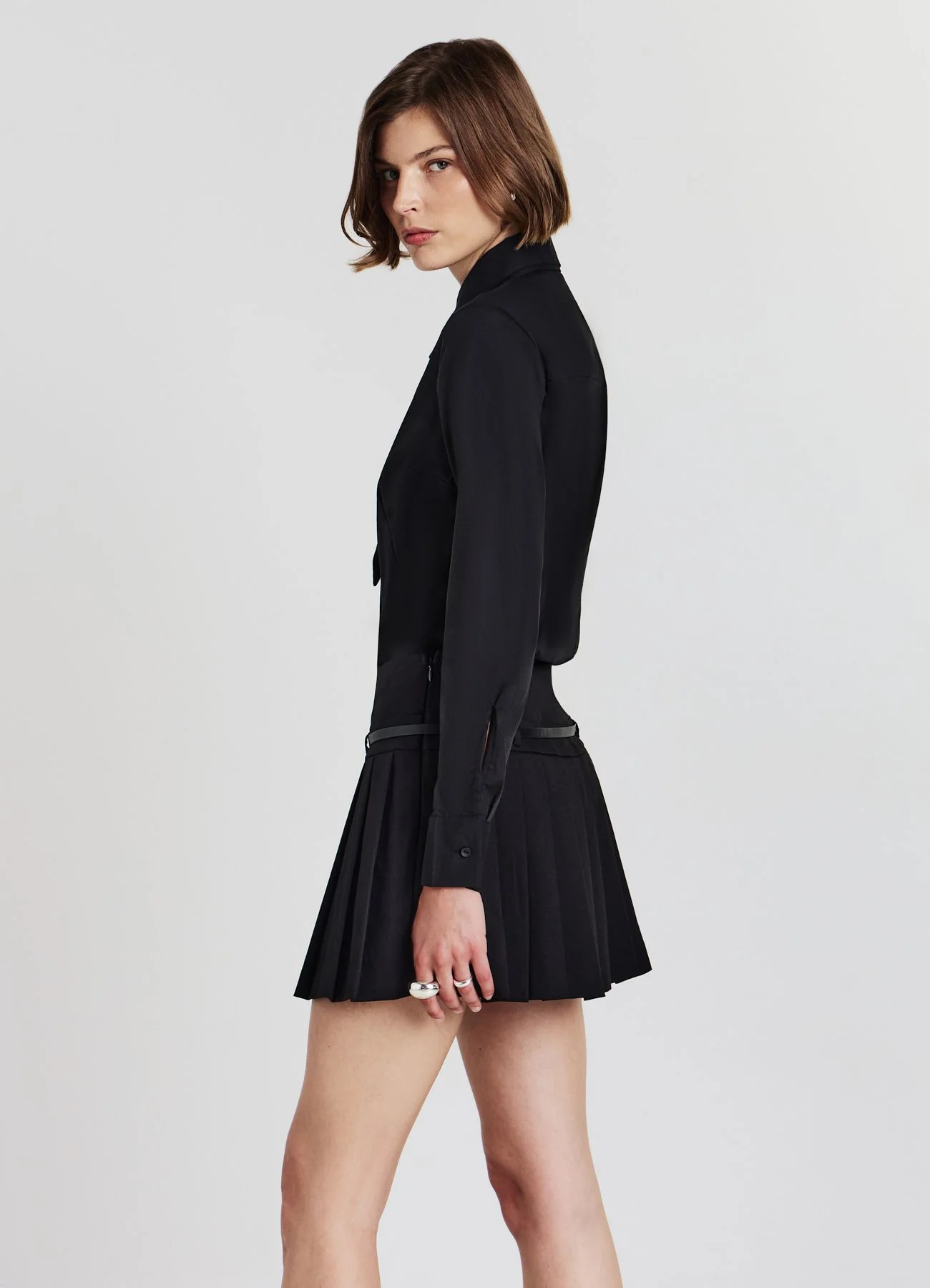 Skort a pieghe con cintura
