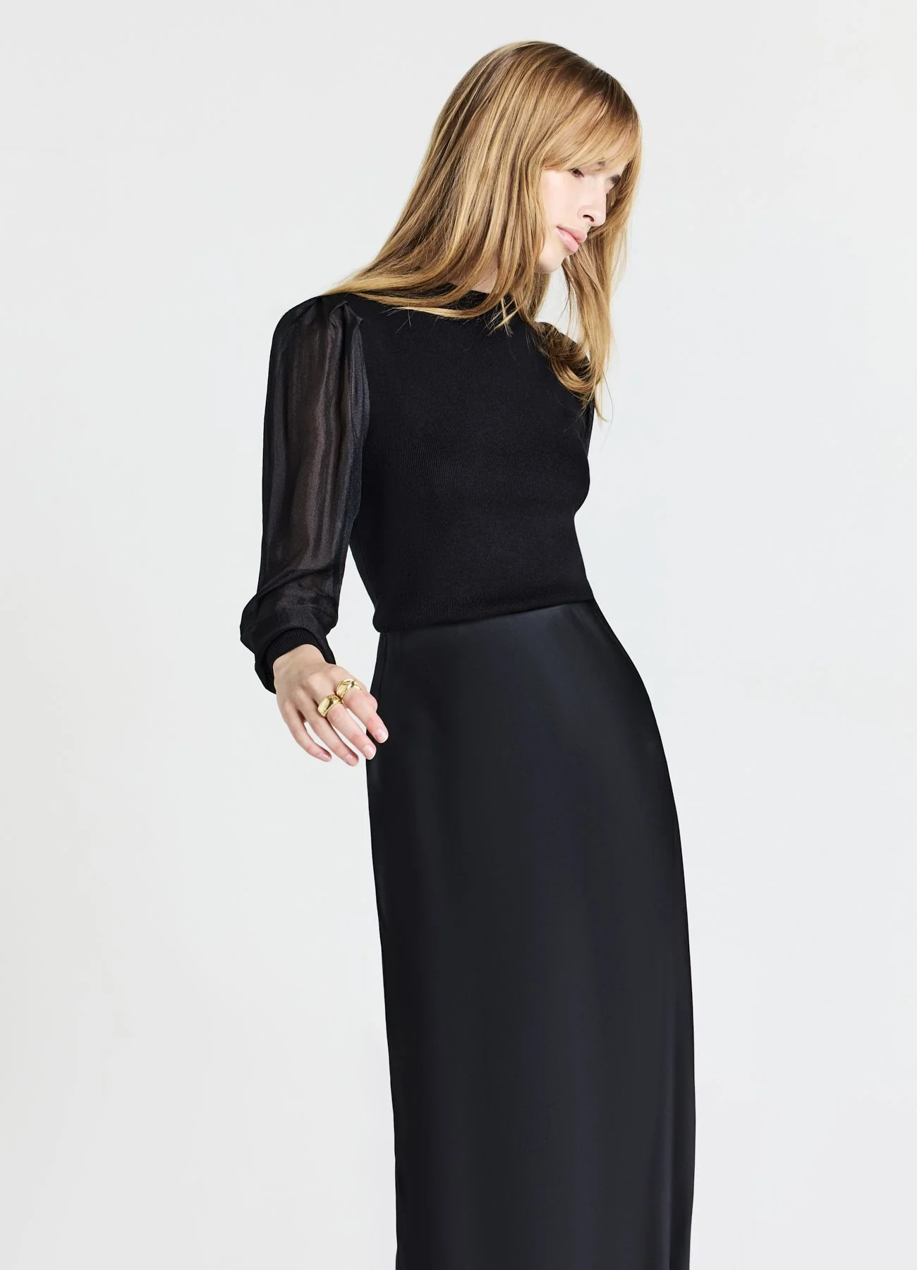 T-shirt con maniche organza - Image 7