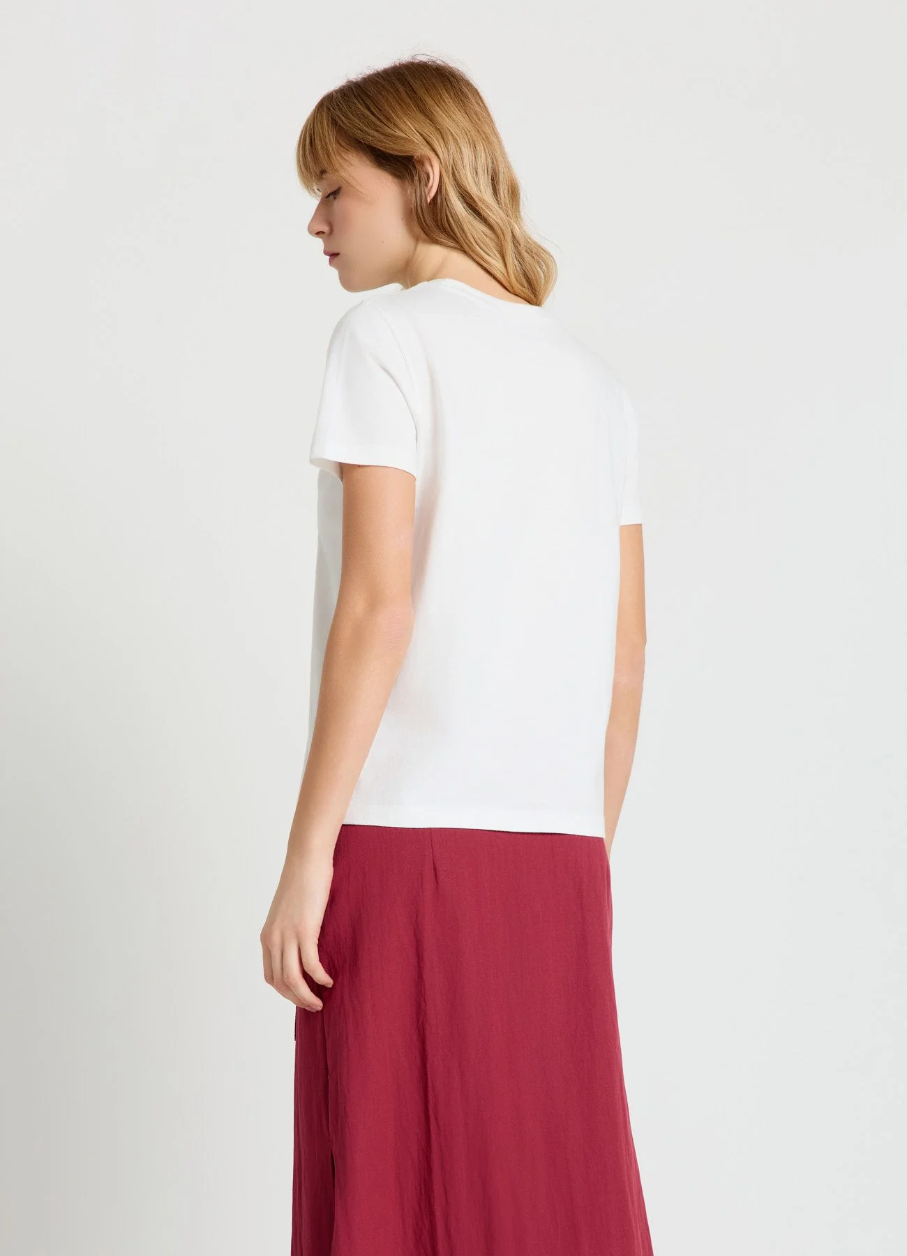 T-shirt con stampa e scritta - Image 3
