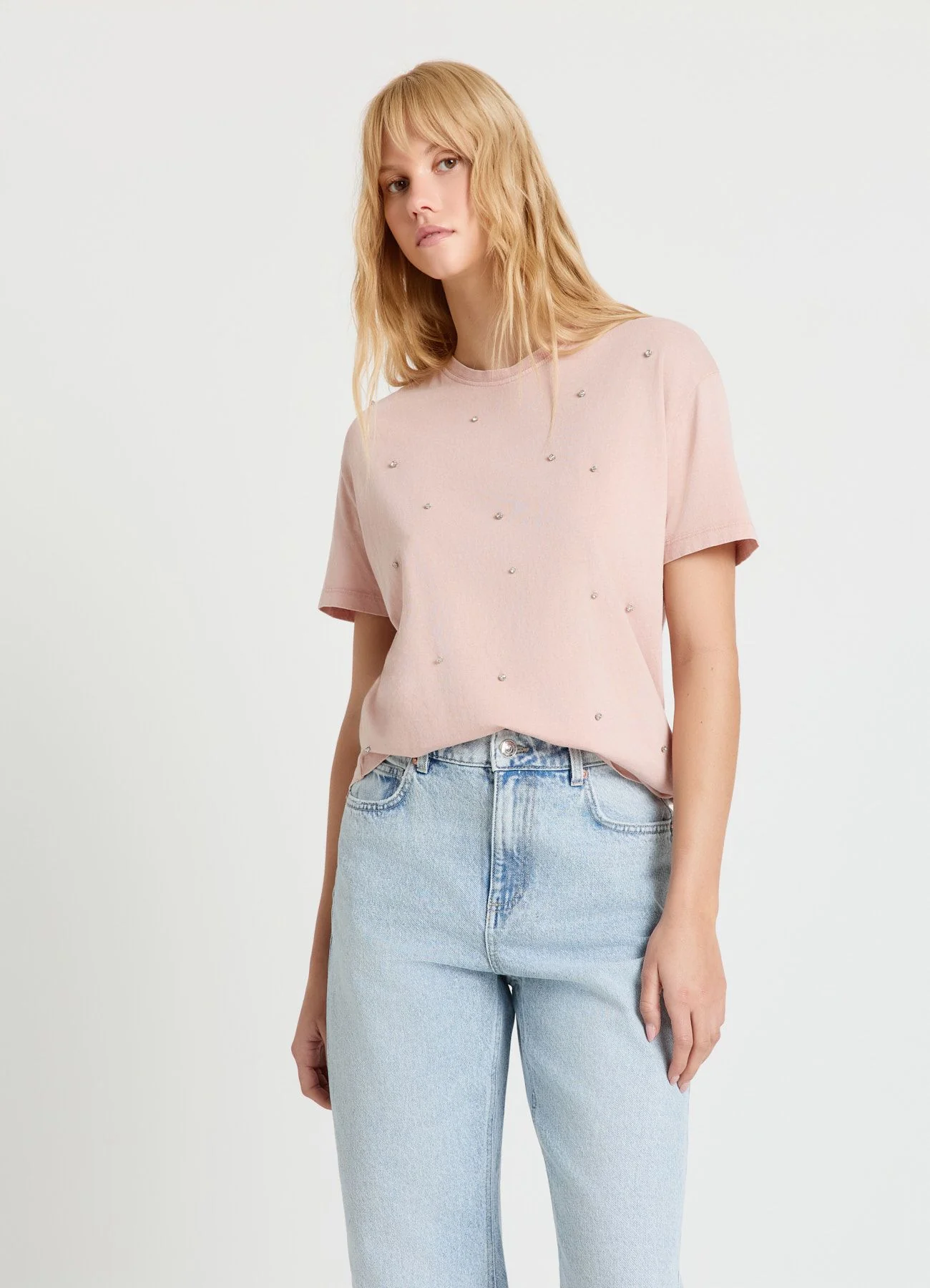 T-shirt effetto slavato con strass