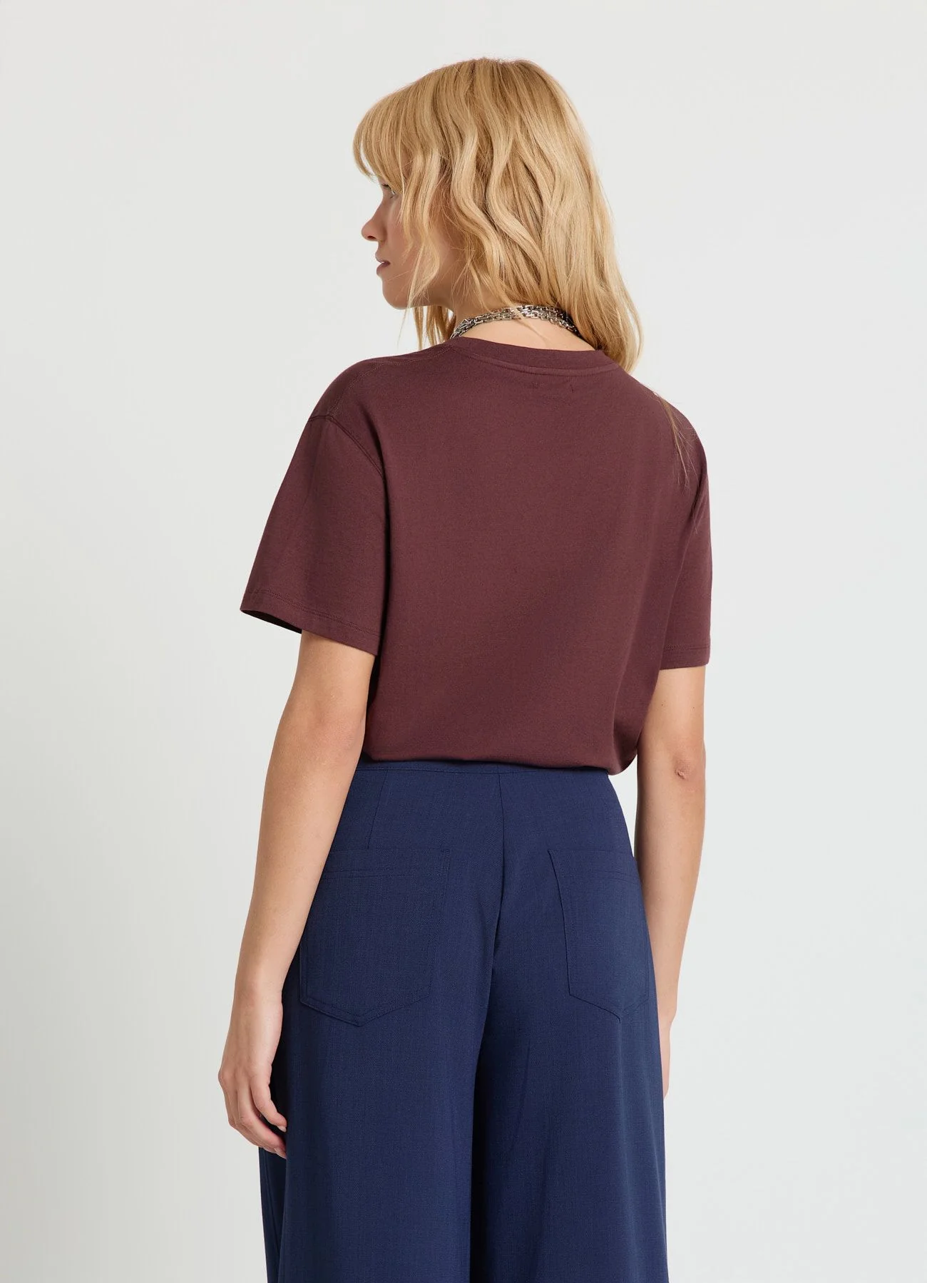 T-shirt girocollo a tinta unita