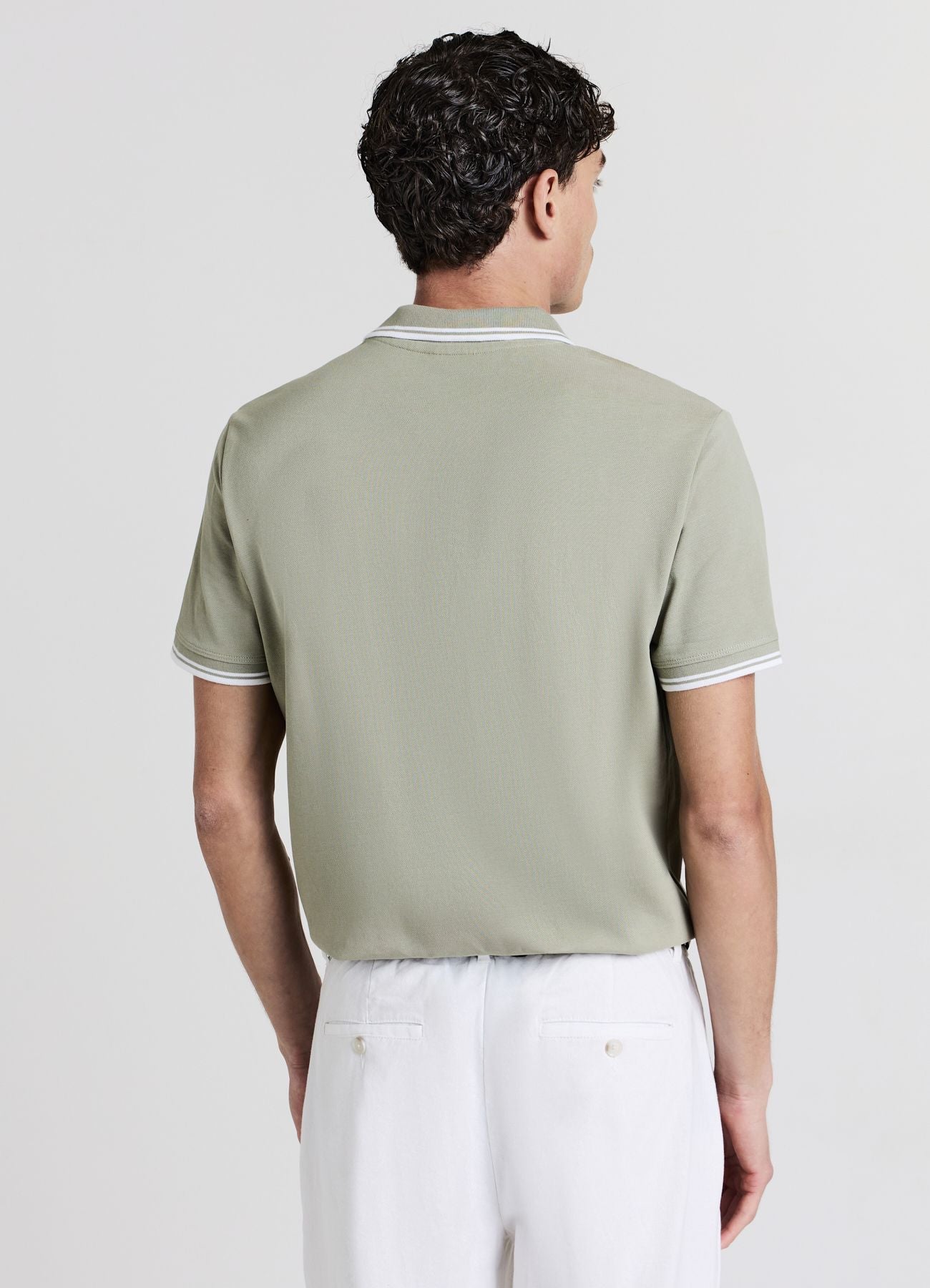 T-shirt polo profili