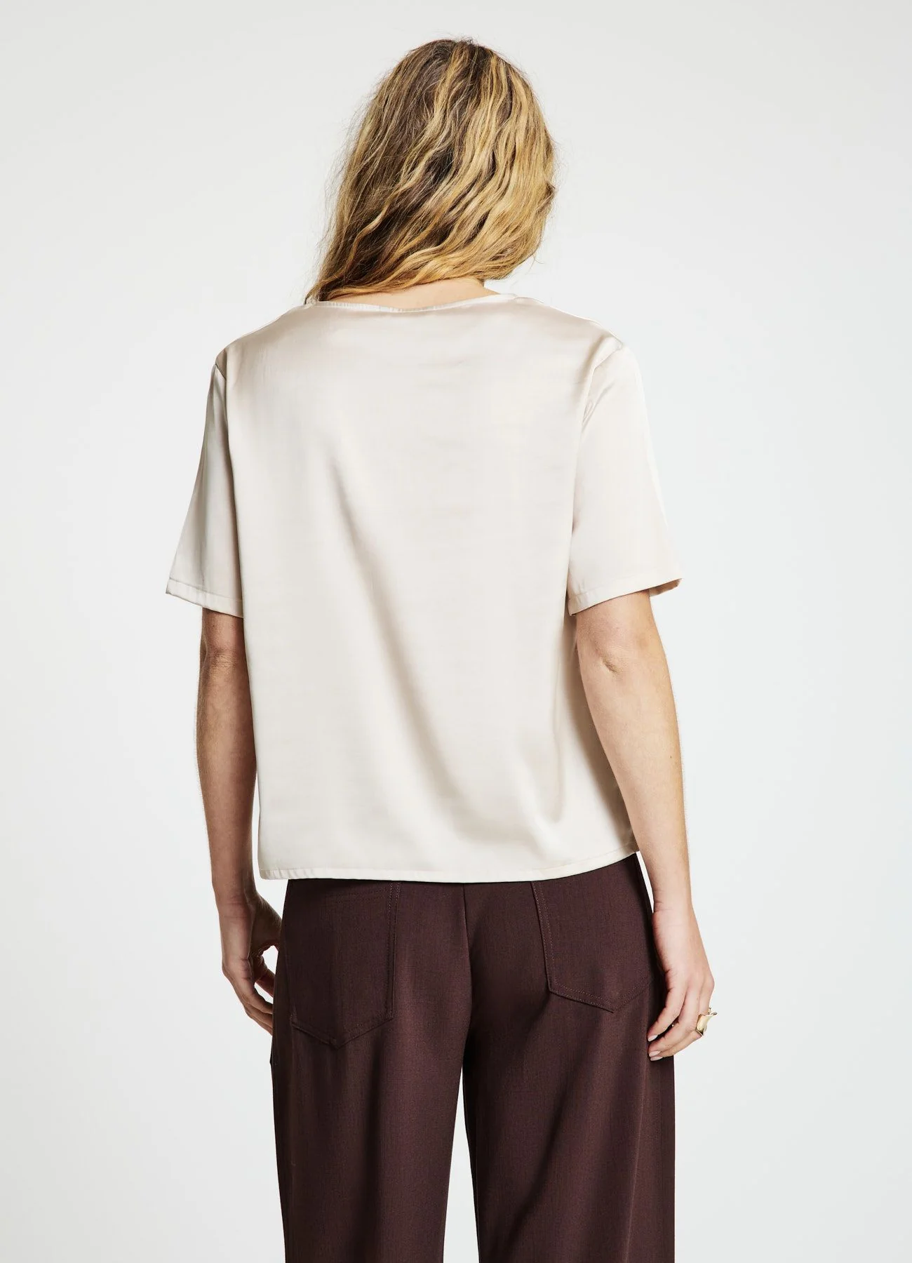 T-shirt simil satin a tinta unita - Image 3