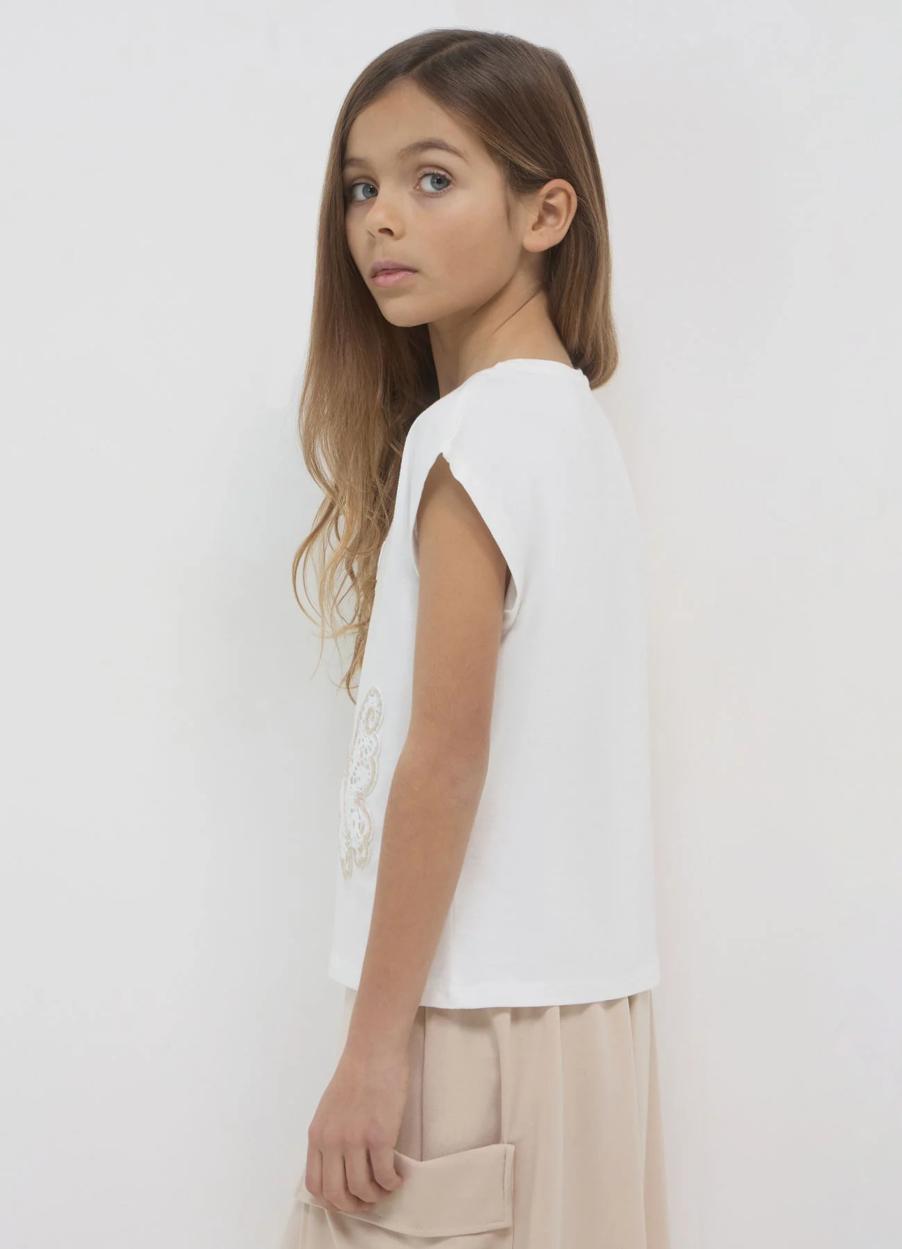 T-shirt stampa farfalla macramè e paillettes - Image 3