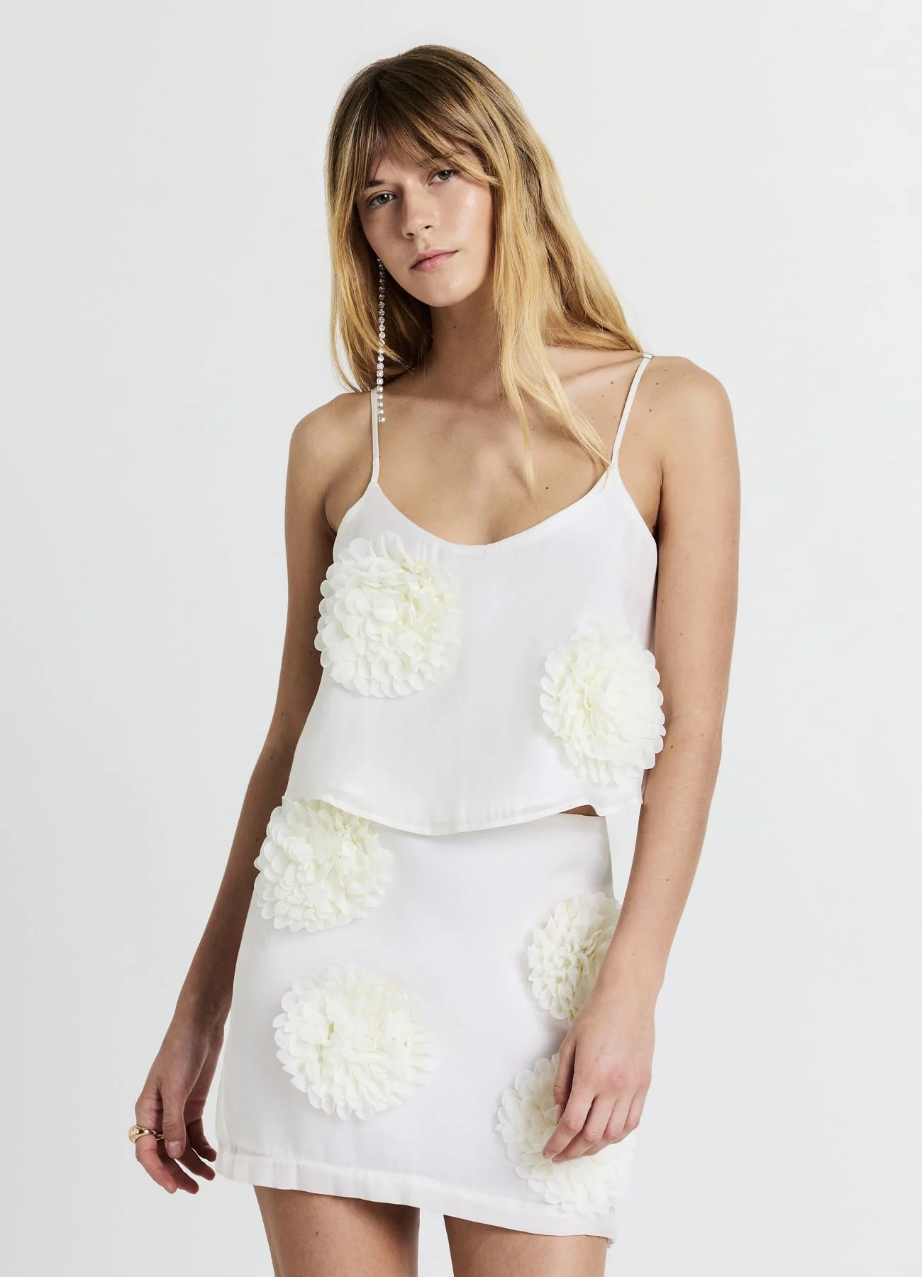 Top crop fiori applicati - Image 3