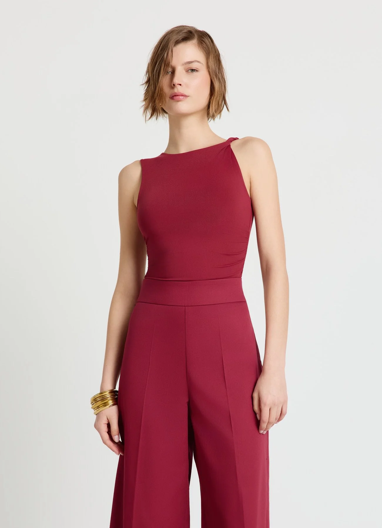 Top drappeggiato con nodo sulla spalla - Image 2