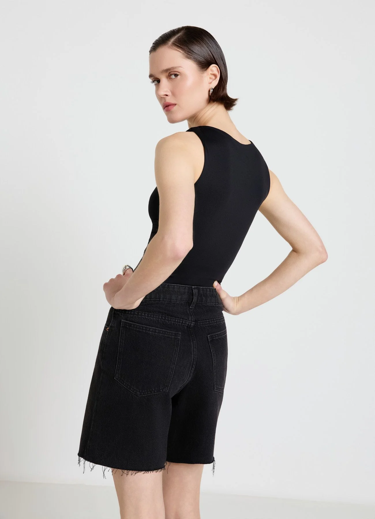 Top drappeggiato con nodo sulla spalla - Image 3