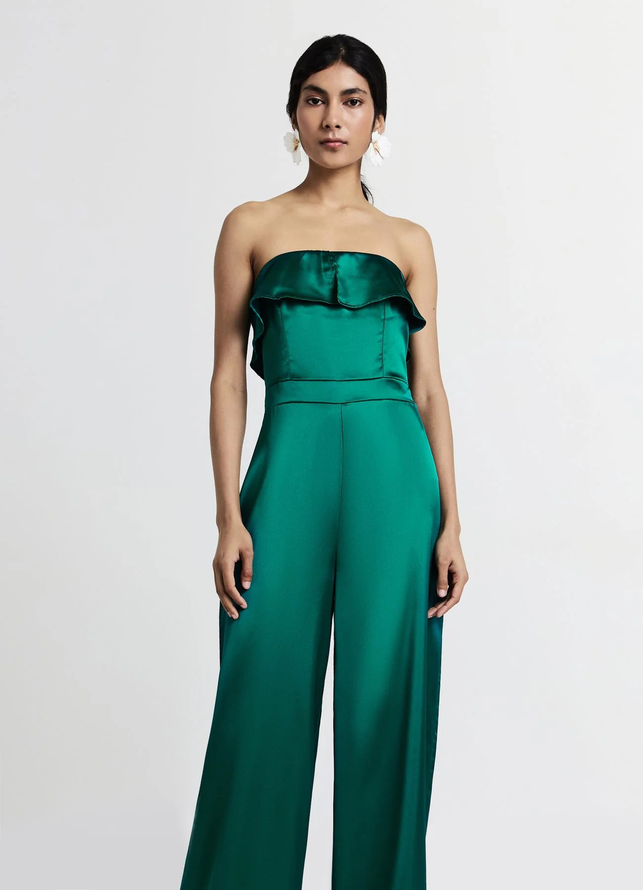 Tuta simil satin con balza - Image 3