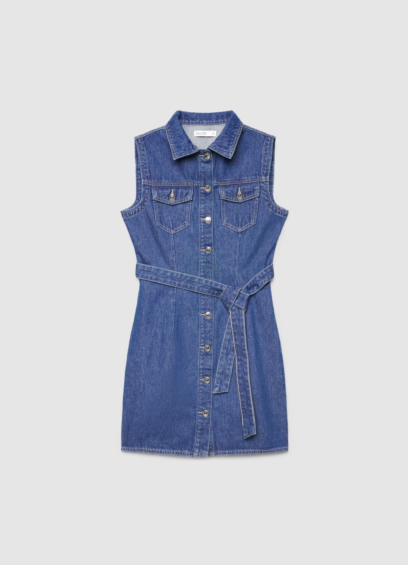 Vestito in denim smanicato con cintura - Image 4