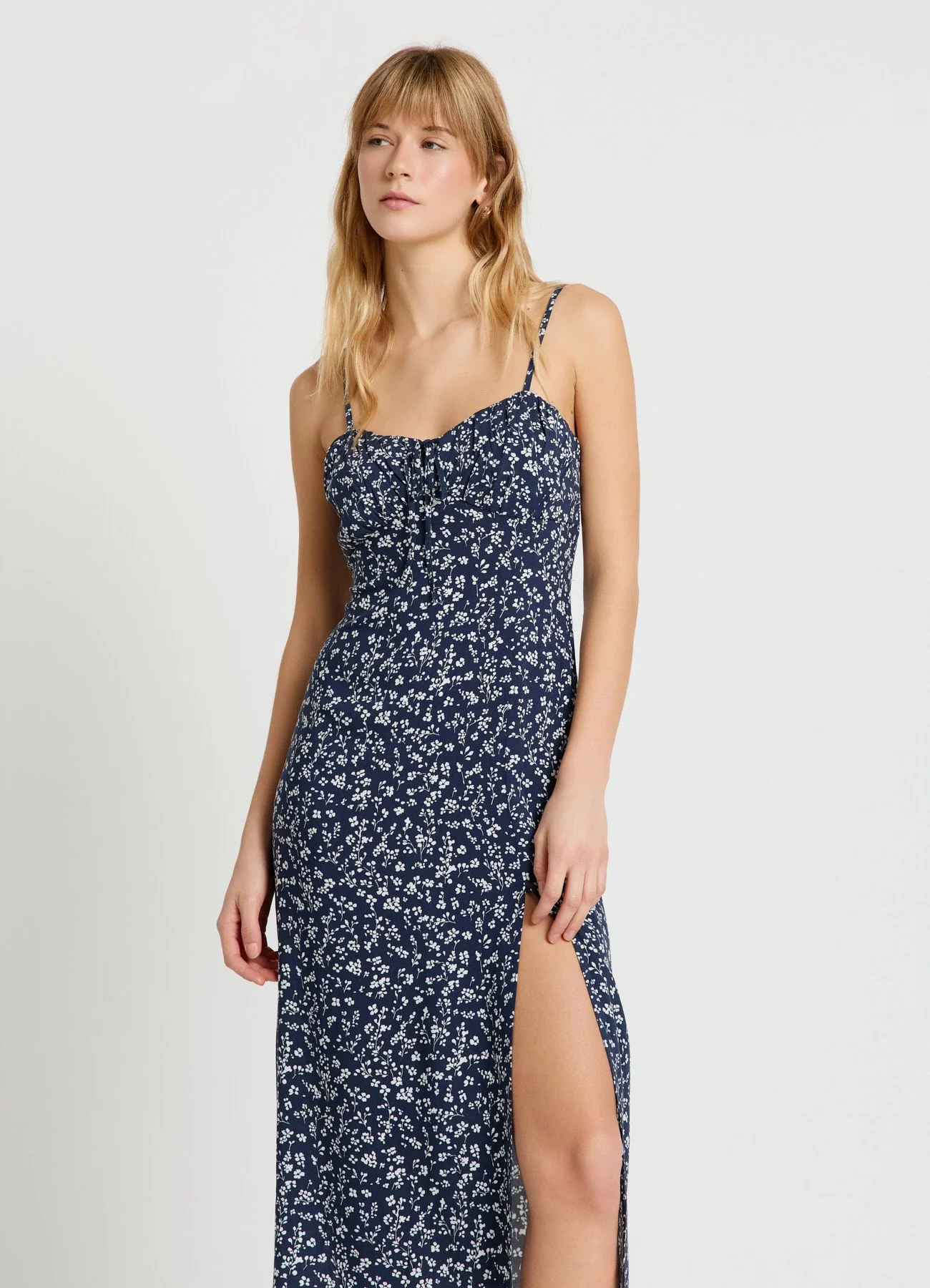 Vestito lungo a fiori con spacco - Image 3