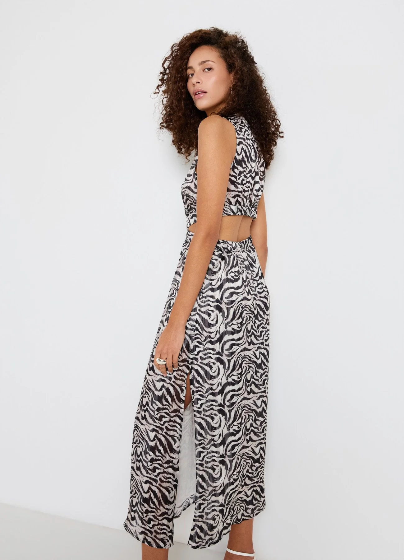 Vestito lungo con cut-out e stampa animalier - Image 8