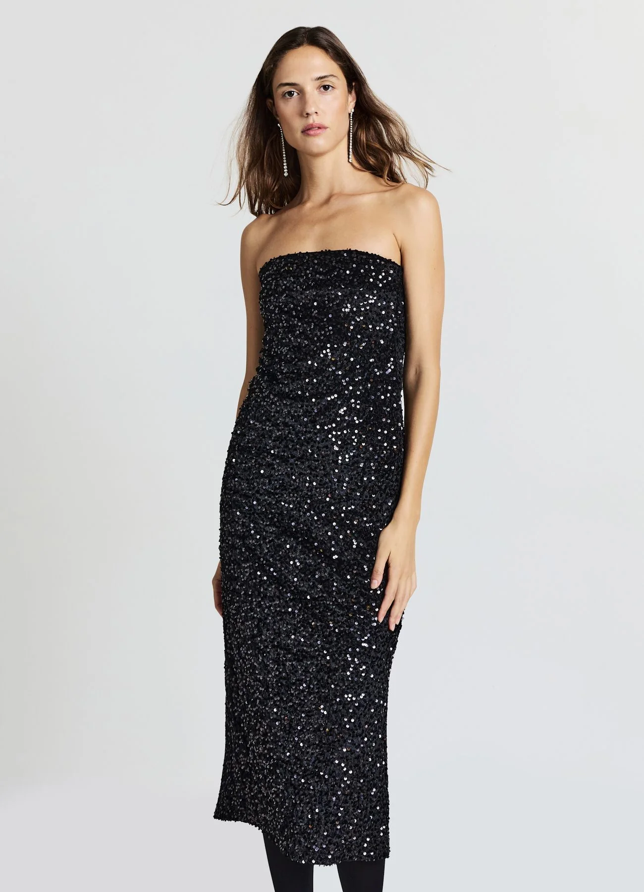 Vestito lungo con paillettes a fascia - Image 3