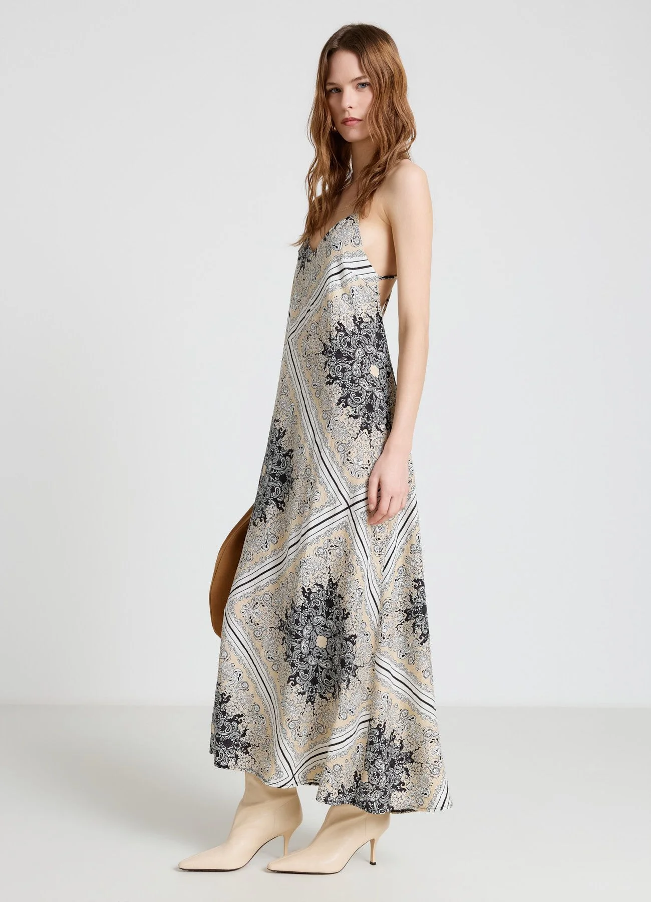 Vestito lungo con stampa bandana e spalline incrociate - Image 2